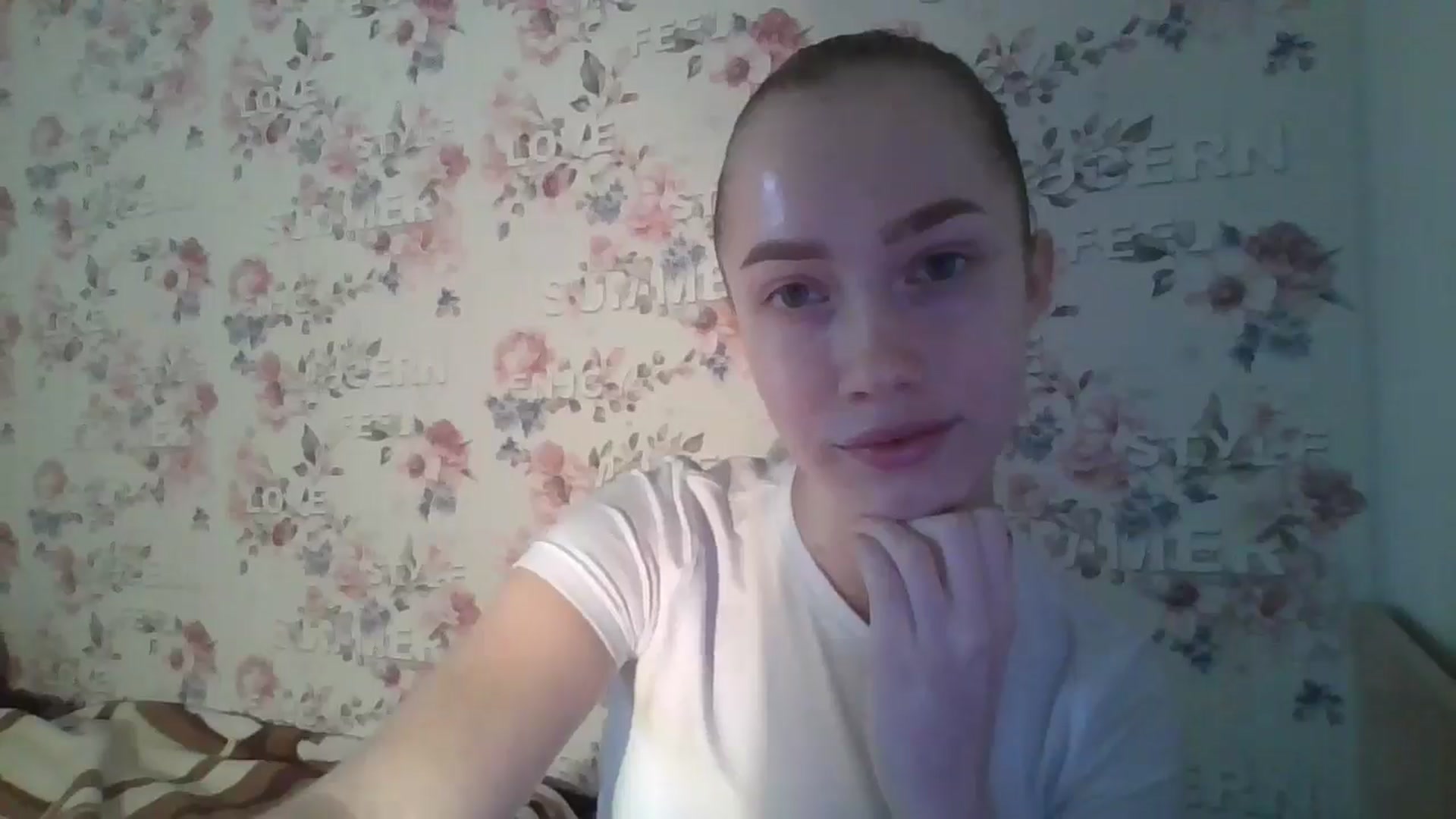 Gallery image thumbnail from KittyLuxxe's myfreecams stream on, 03/24/2025, 14:19 image 14 of 20
