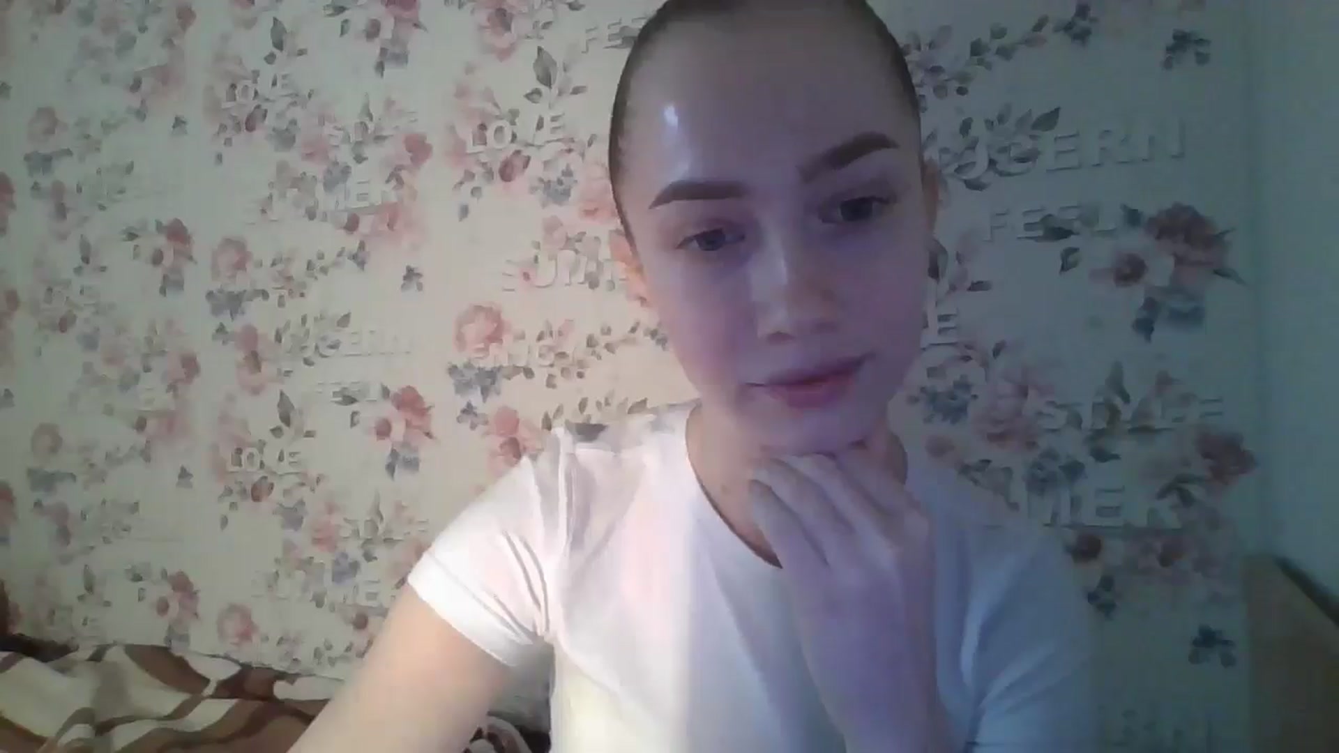 Gallery image thumbnail from KittyLuxxe's myfreecams stream on, 03/24/2025, 14:19 image 11 of 20