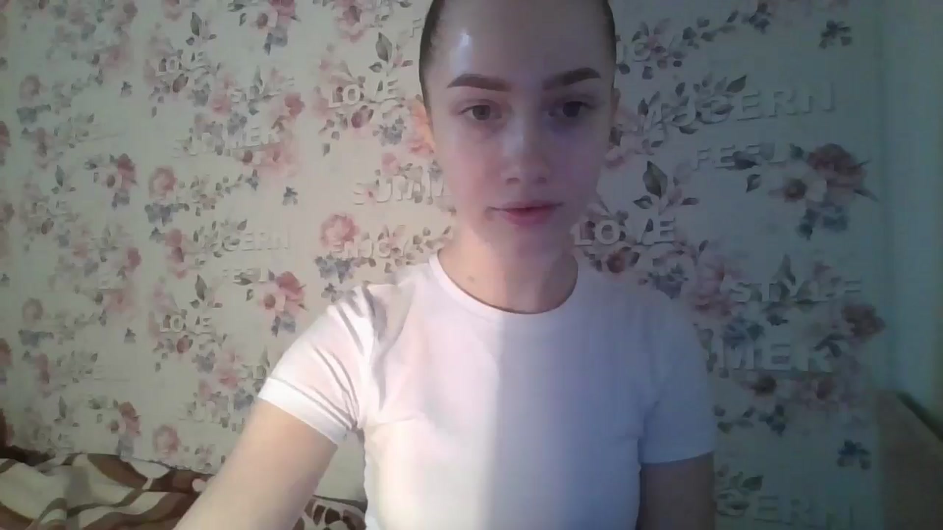 Gallery image thumbnail from KittyLuxxe's myfreecams stream on, 03/24/2025, 14:19 image 9 of 20