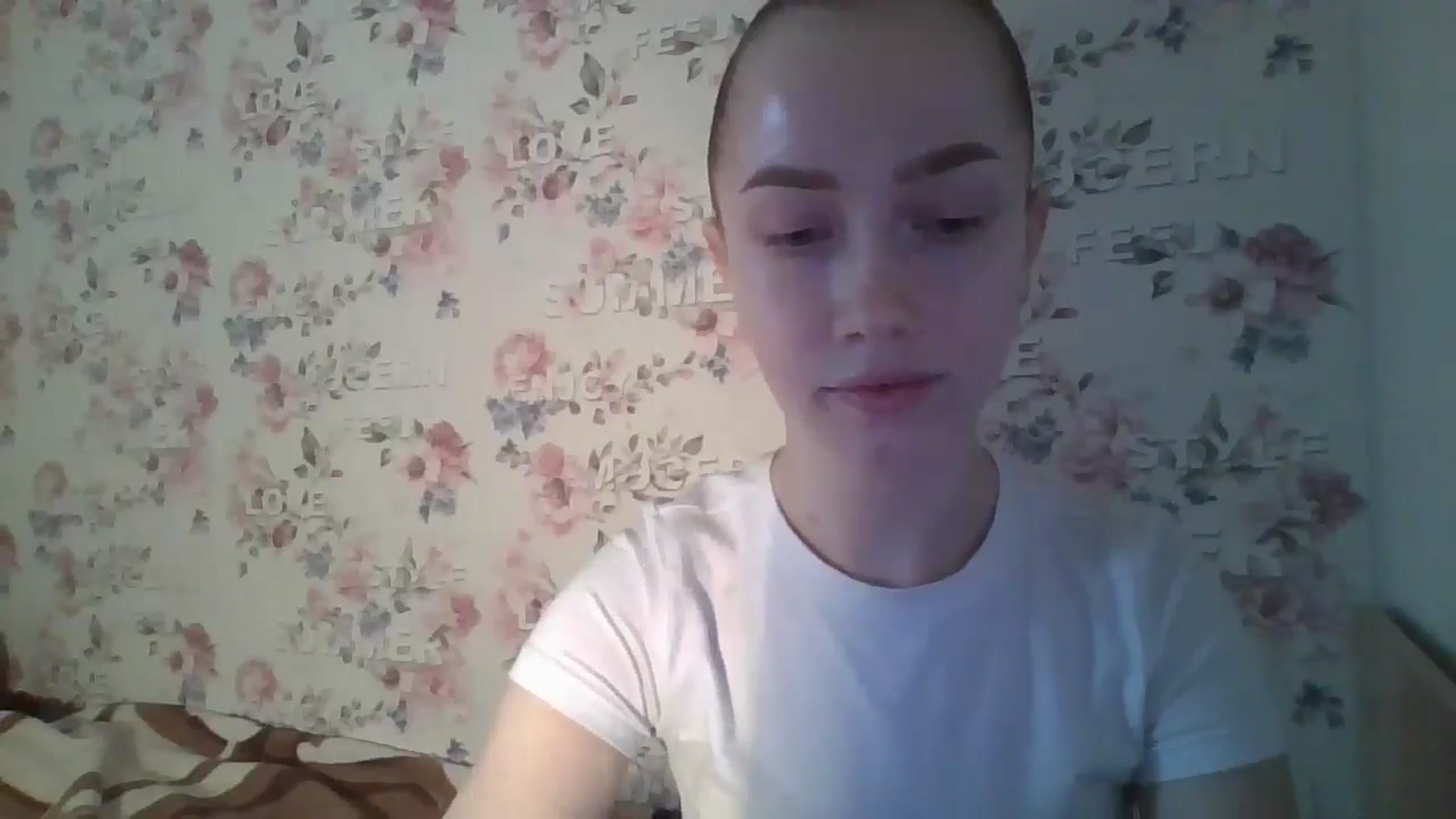 Gallery image thumbnail from KittyLuxxe's myfreecams stream on, 03/24/2025, 14:19 image 16 of 20
