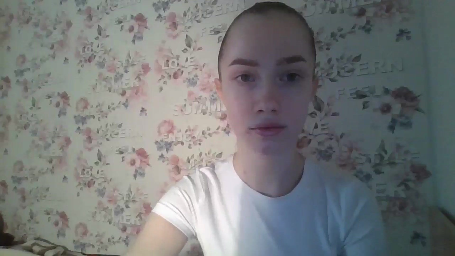Gallery image thumbnail from KittyLuxxe's myfreecams stream on, 03/24/2025, 15:51 image 5 of 20