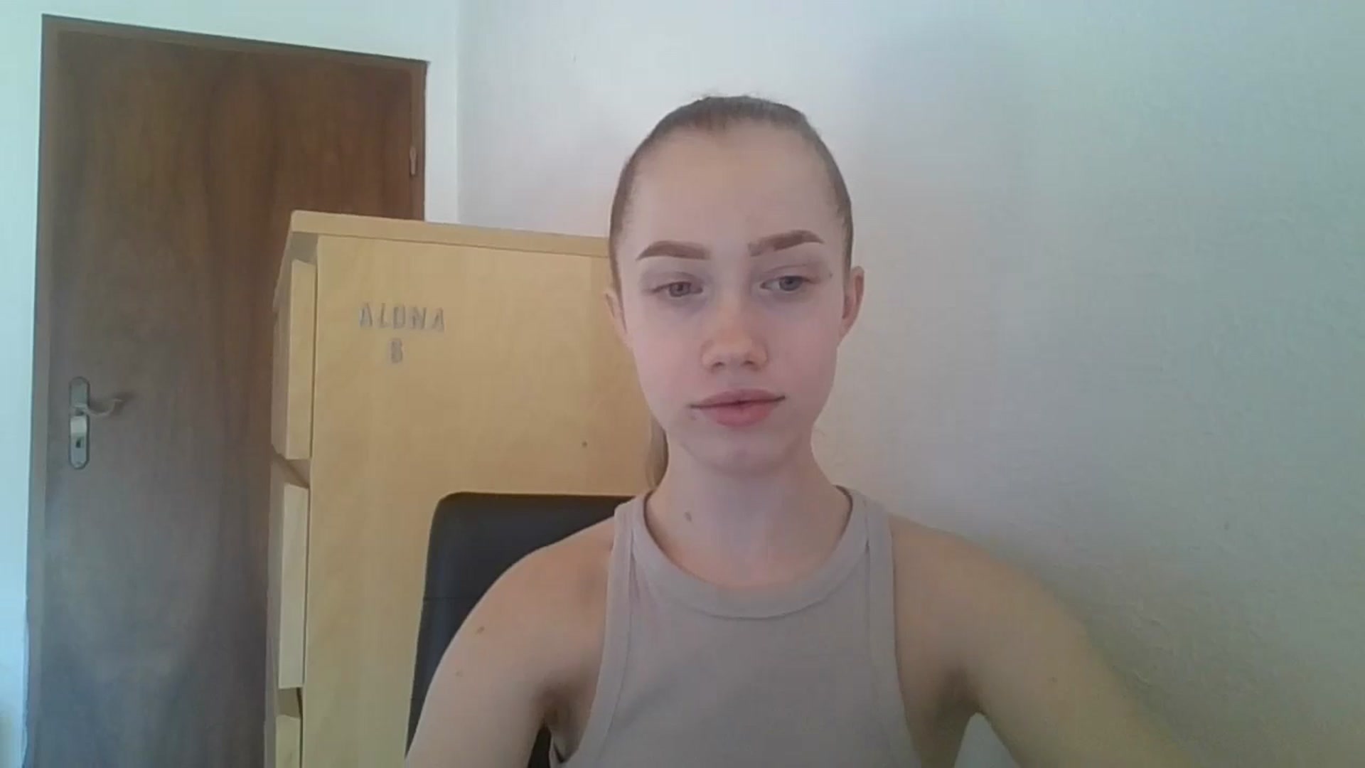 Gallery image thumbnail from KittyLuxxe's myfreecams stream on, 03/28/2025, 11:43 image 20 of 20