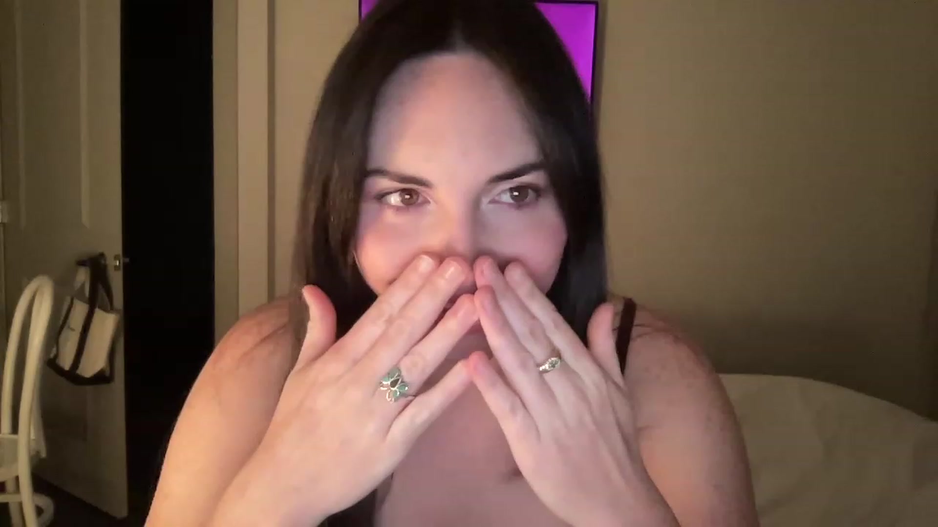 Gallery image thumbnail from KittyMadison's myfreecams stream on, 04/19/2023, 07:07 image 2 of 20
