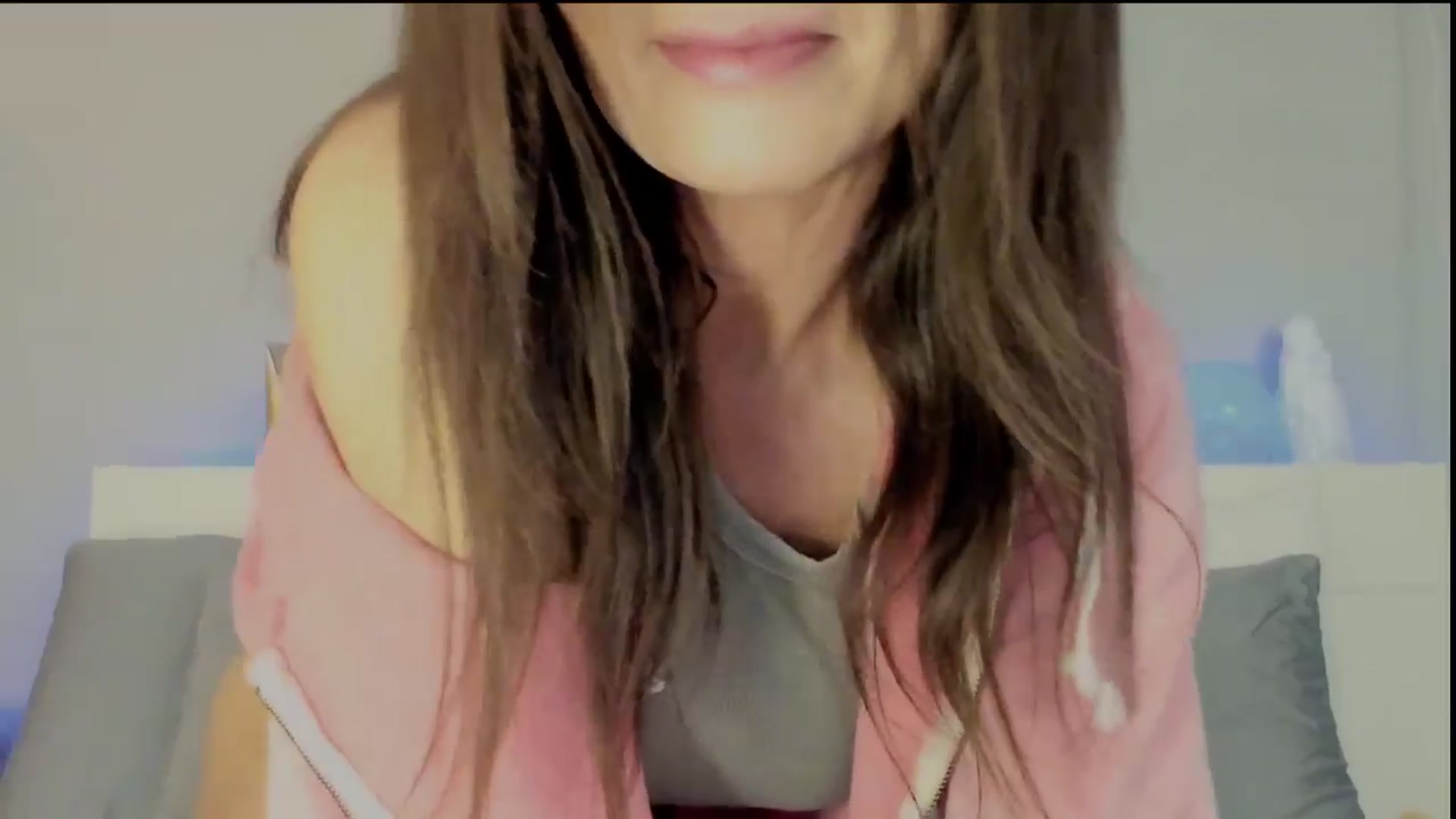 Gallery image thumbnail from KittyMonroe3's myfreecams stream on, 03/23/2024, 04:58 image 9 of 20