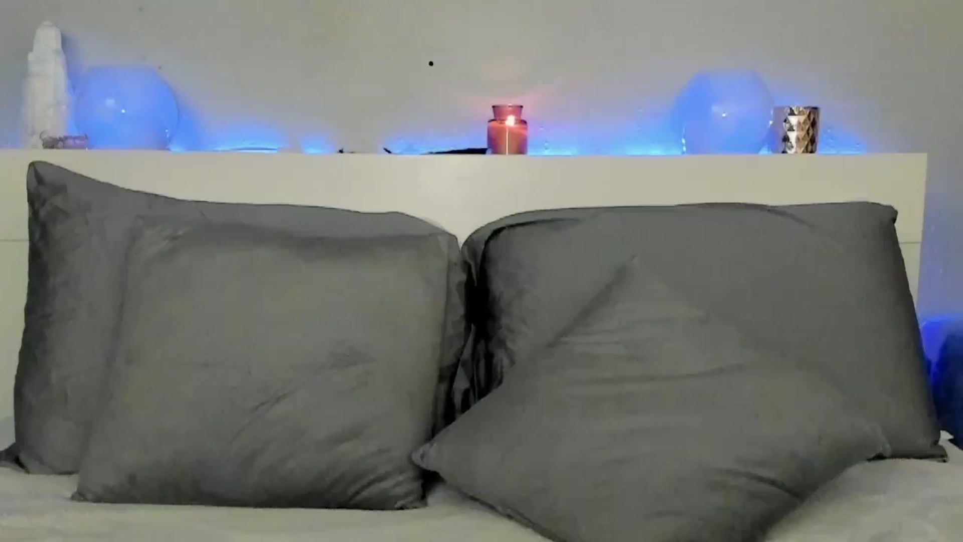 Gallery image thumbnail from KittyMonroe3's myfreecams stream on, 05/03/2024, 04:17 image 18 of 20