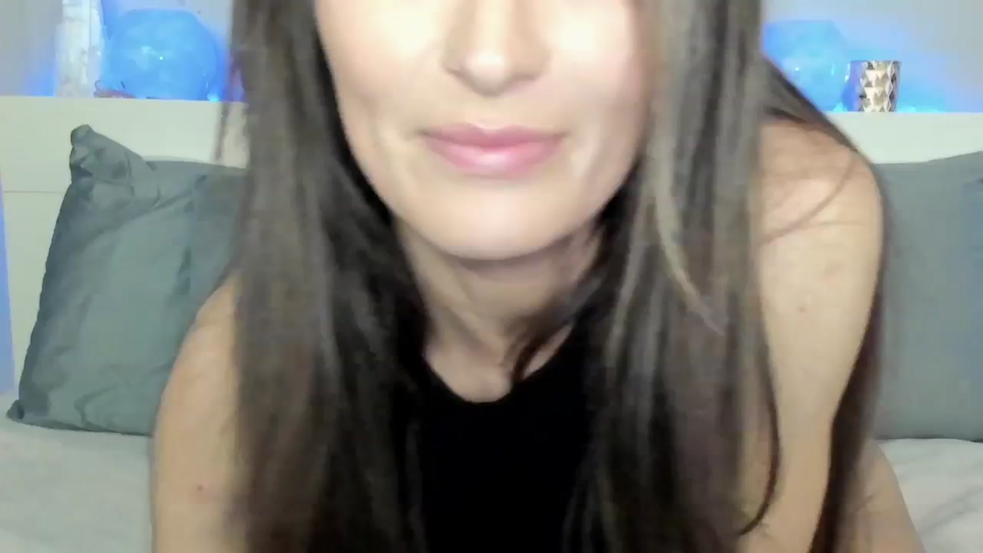 Gallery image thumbnail from KittyMonroe3's myfreecams stream on, 05/06/2024, 20:19 image 12 of 20