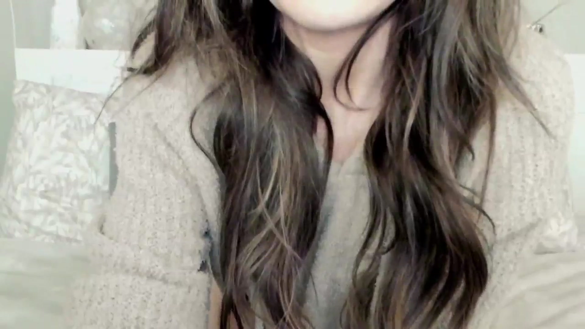 Gallery image thumbnail from KittyMonroe3's myfreecams stream on, 06/11/2024, 19:09 image 16 of 20