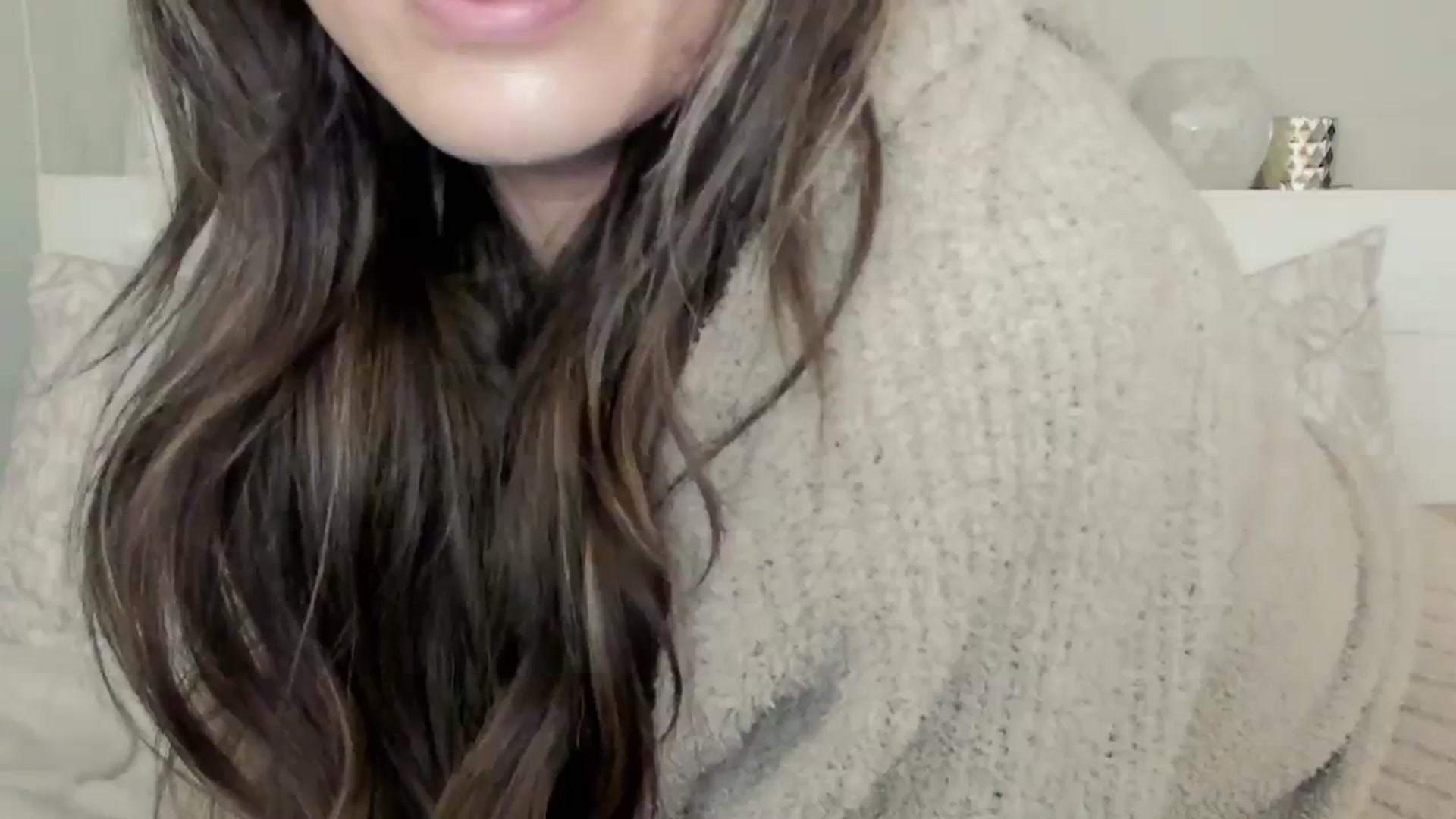Gallery image thumbnail from KittyMonroe3's myfreecams stream on, 06/11/2024, 19:09 image 8 of 20