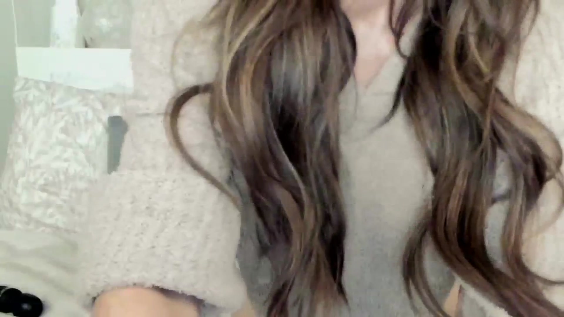 Gallery image thumbnail from KittyMonroe3's myfreecams stream on, 06/11/2024, 19:09 image 12 of 20