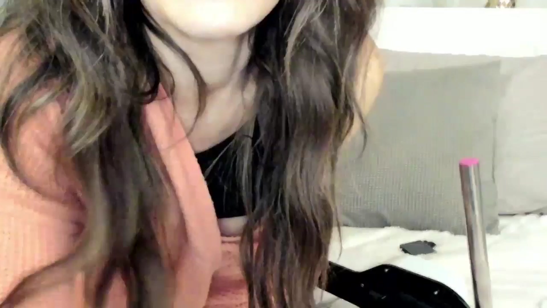 Gallery image thumbnail from KittyMonroe3's myfreecams stream on, 06/29/2024, 05:53 image 10 of 20