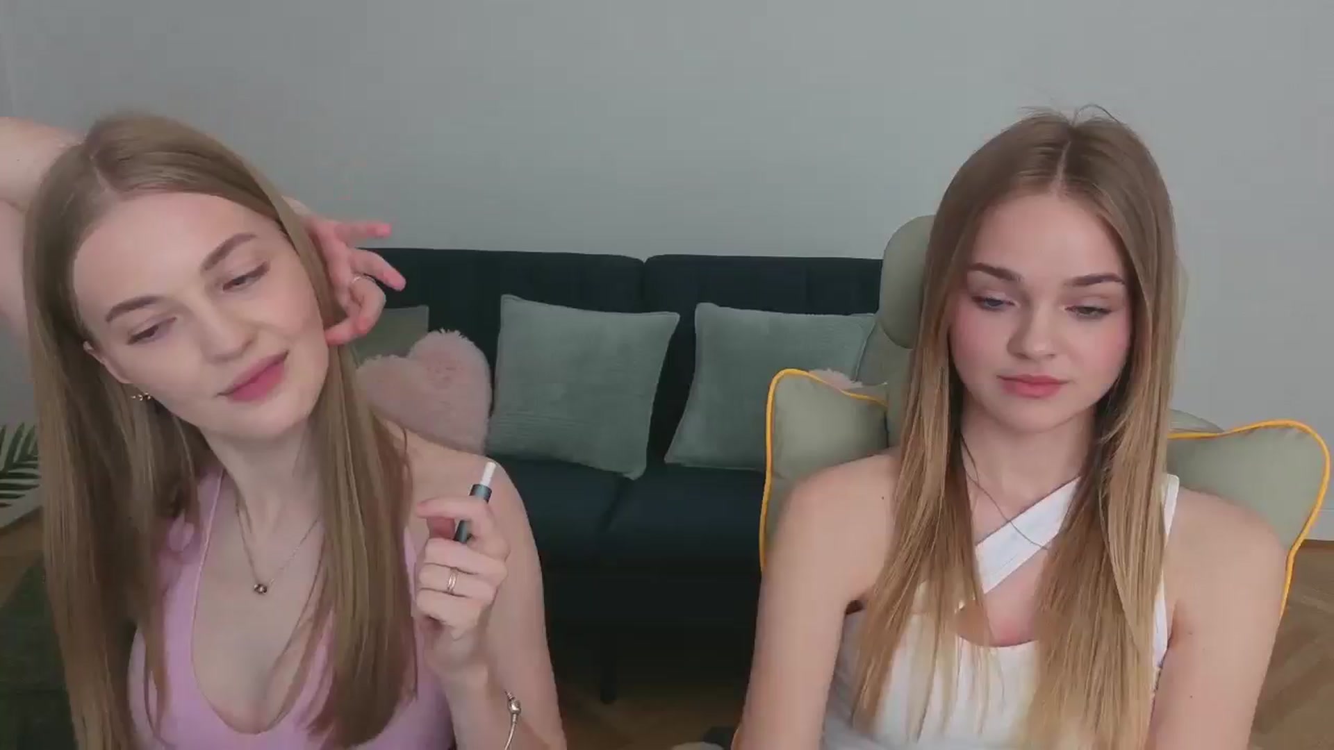 Gallery image thumbnail from KittyPaw's myfreecams stream on, 06/02/2025, 19:52 image 2 of 20