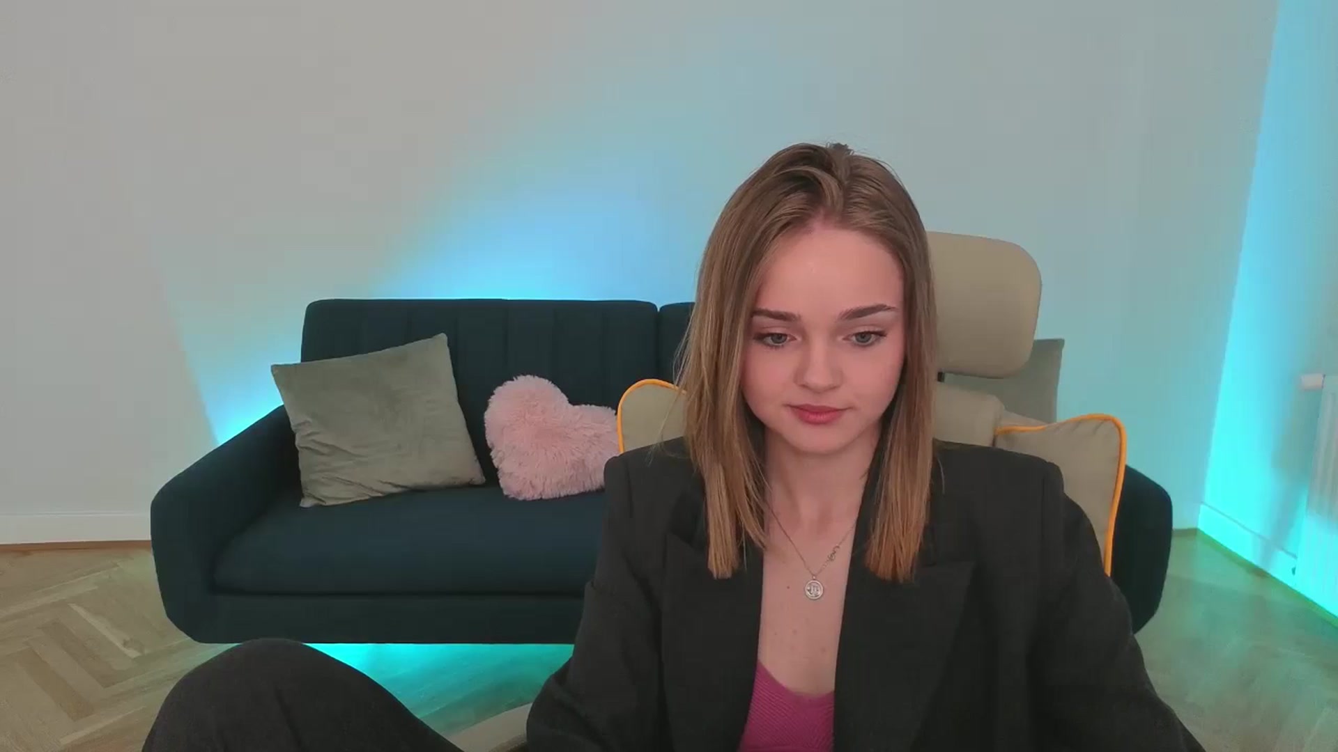 Gallery image thumbnail from KittyPaw's myfreecams stream on, 06/12/2025, 15:13 image 4 of 20