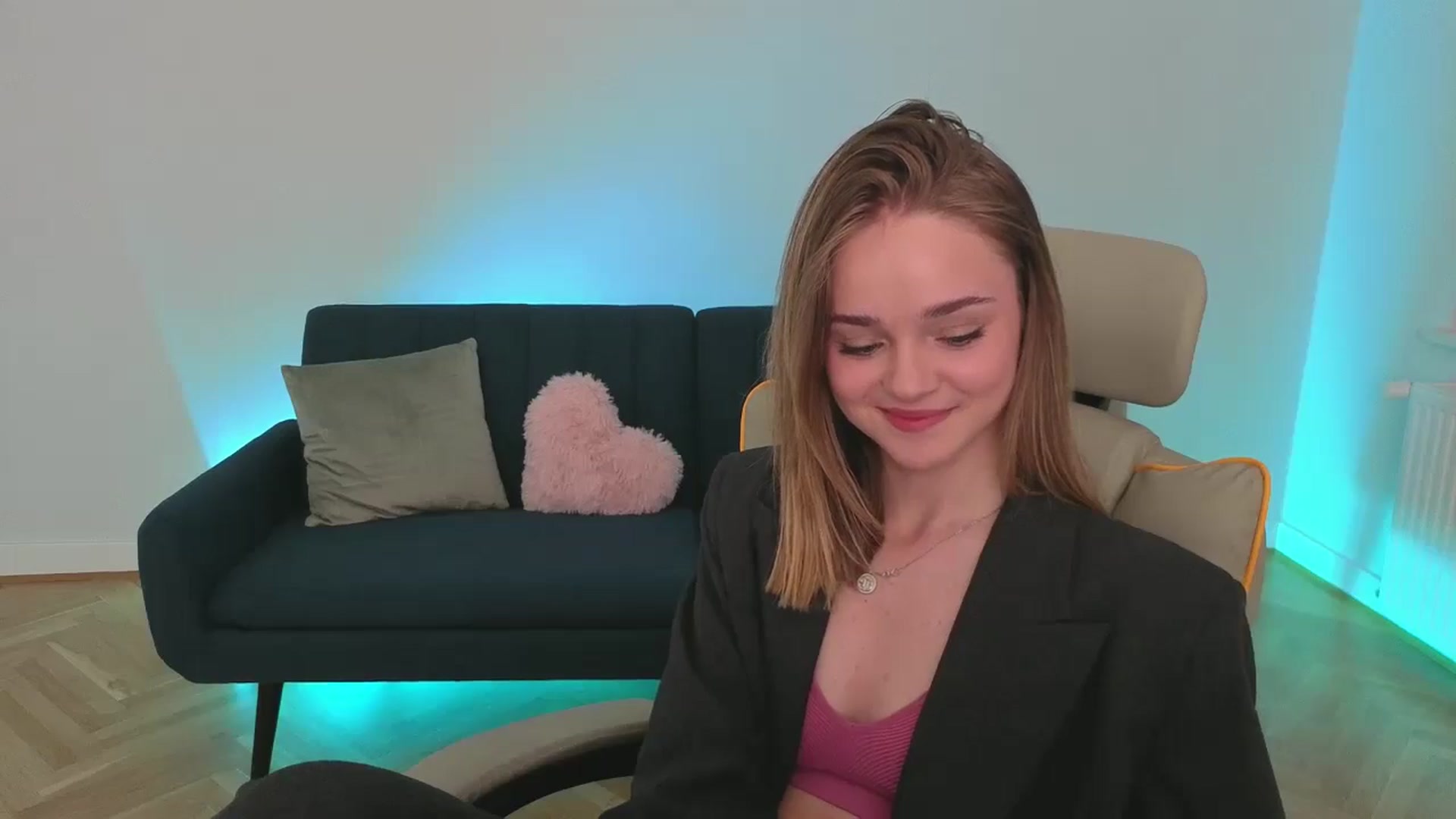Gallery image thumbnail from KittyPaw's myfreecams stream on, 06/12/2025, 18:06 image 9 of 20