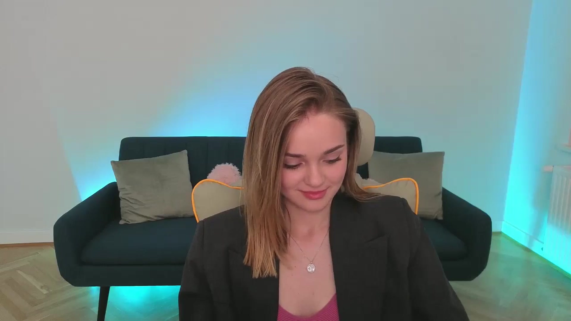 Gallery image thumbnail from KittyPaw's myfreecams stream on, 06/12/2025, 18:43 image 14 of 20