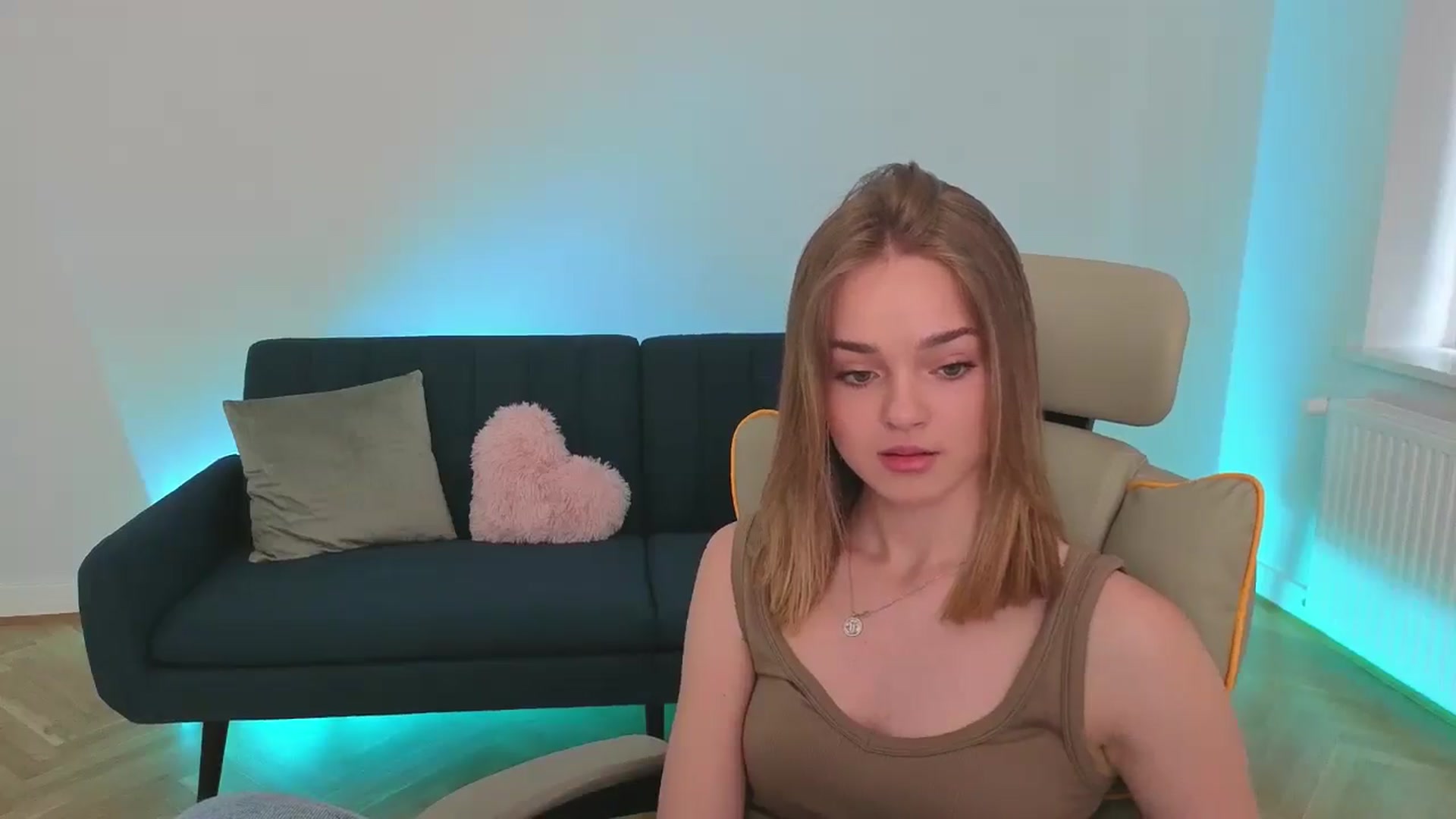 Gallery image thumbnail from KittyPaw's myfreecams stream on, 06/13/2025, 14:57 image 5 of 20