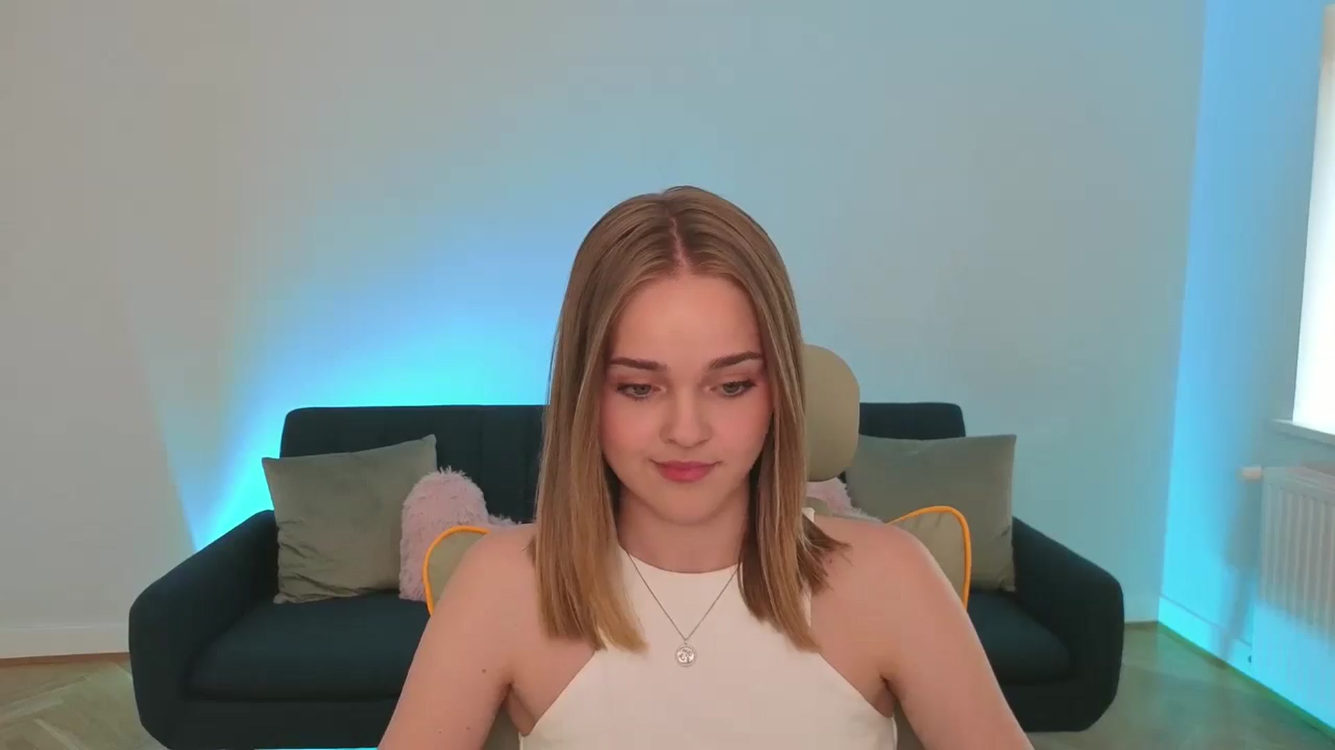 Gallery image thumbnail from KittyPaw's myfreecams stream on, 06/18/2025, 15:50 image 3 of 20
