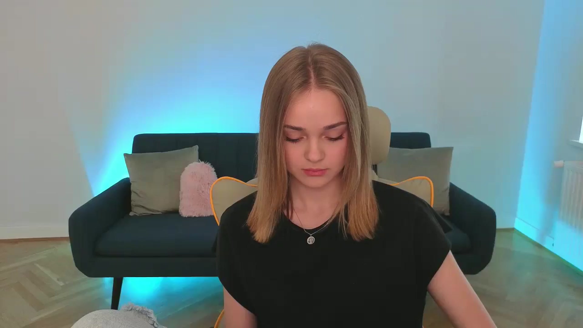 Gallery image thumbnail from KittyPaw's myfreecams stream on, 06/22/2025, 14:36 image 20 of 20