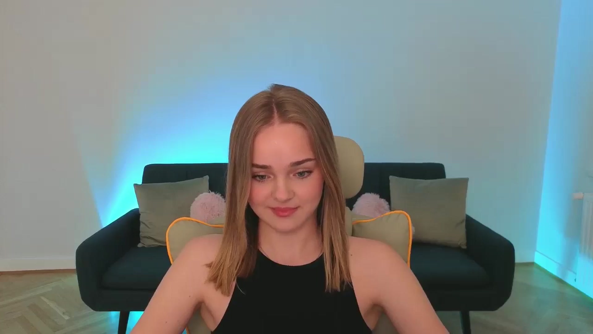 Gallery image thumbnail from KittyPaw's myfreecams stream on, 06/24/2025, 19:56 image 2 of 20