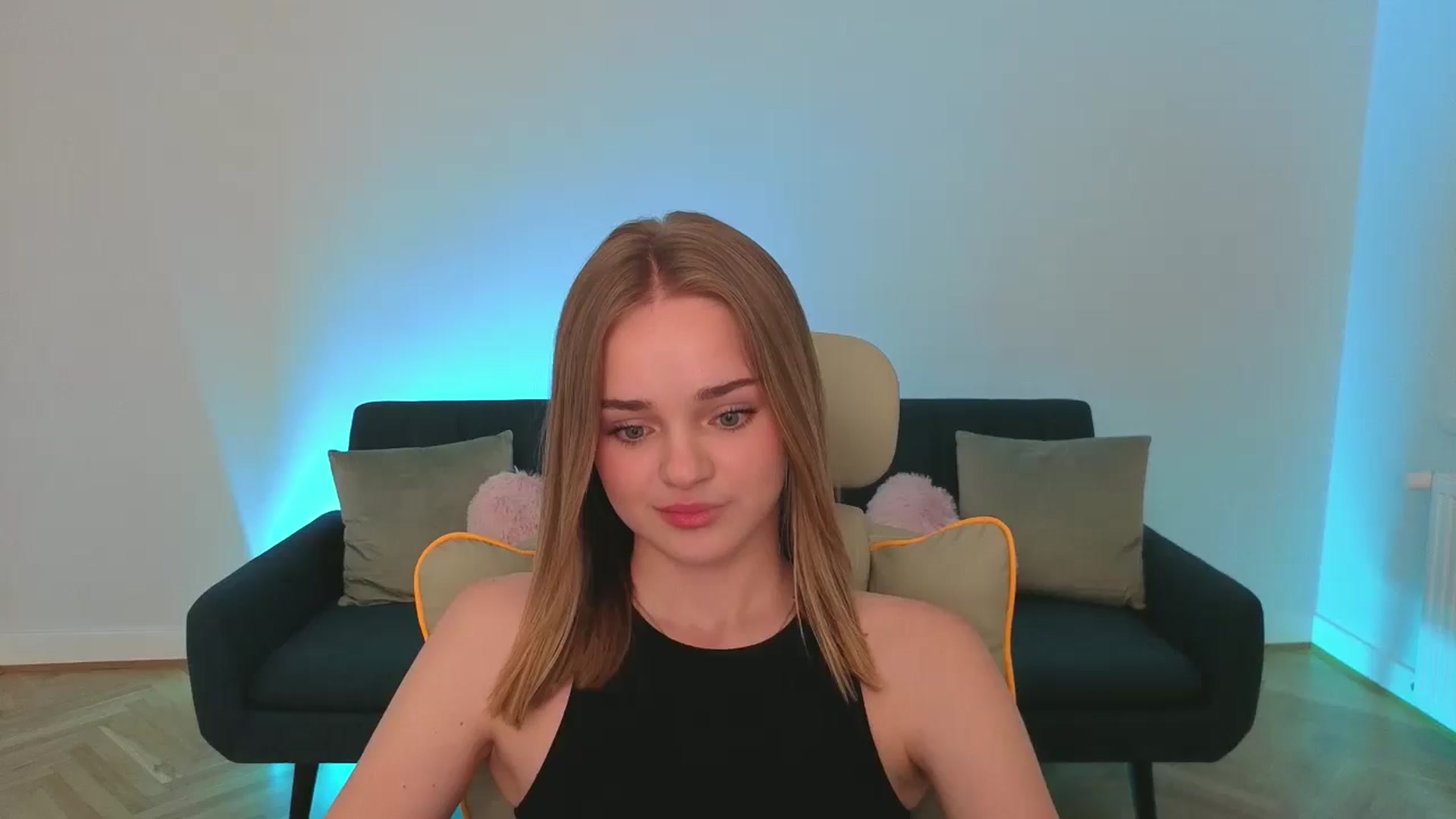 Gallery image thumbnail from KittyPaw's myfreecams stream on, 06/24/2025, 19:56 image 6 of 20