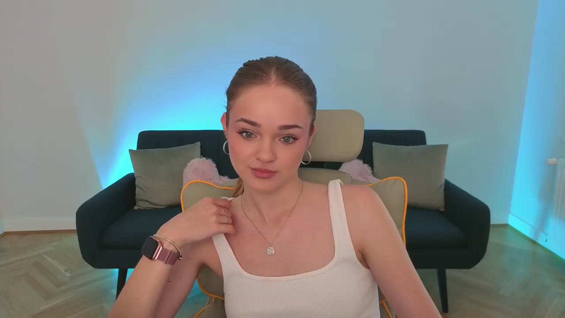 Gallery image thumbnail from KittyPaw's myfreecams stream on, 06/25/2025, 14:07 image 19 of 20