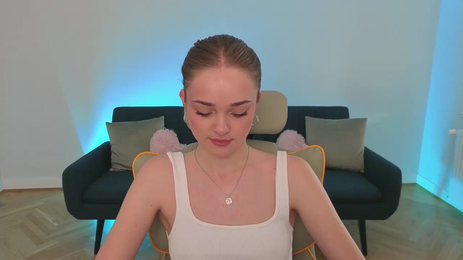 Gallery image thumbnail from KittyPaw's myfreecams stream on, 06/25/2025, 14:07 image 4 of 20