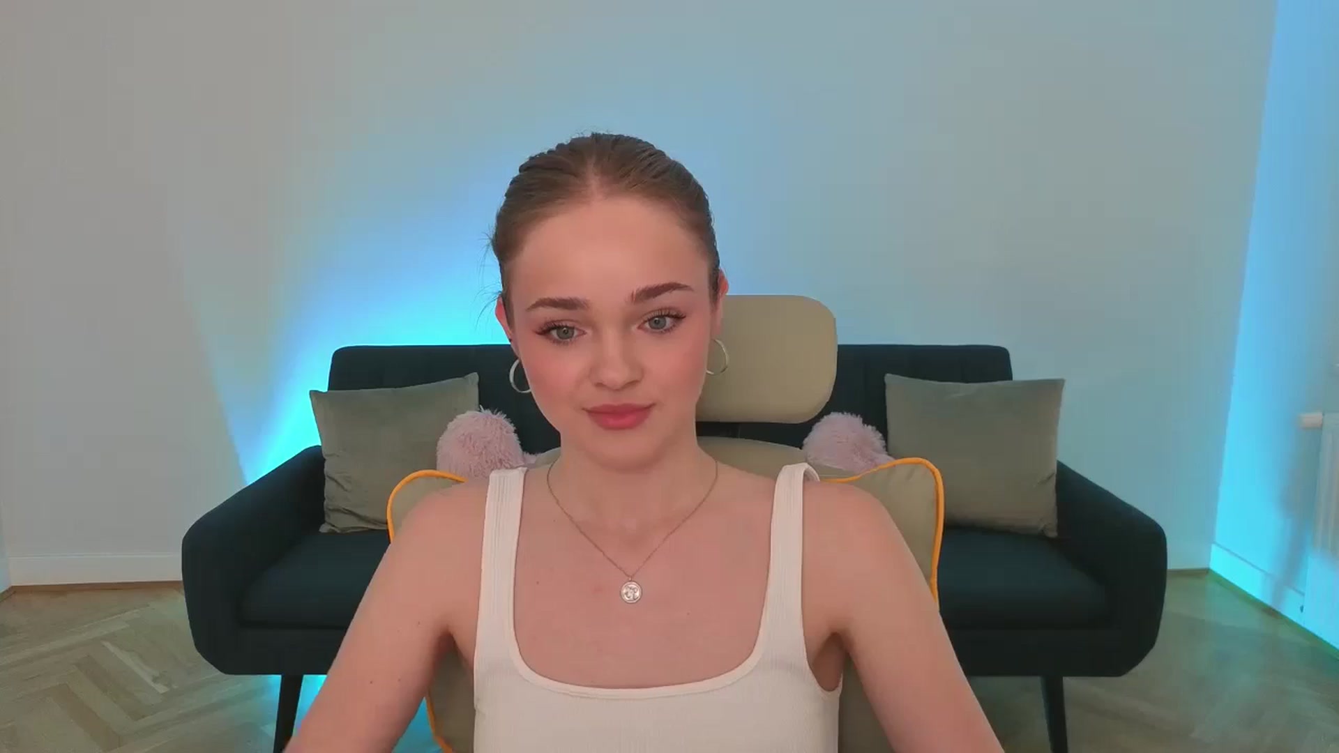 Gallery image thumbnail from KittyPaw's myfreecams stream on, 06/25/2025, 16:02 image 9 of 20