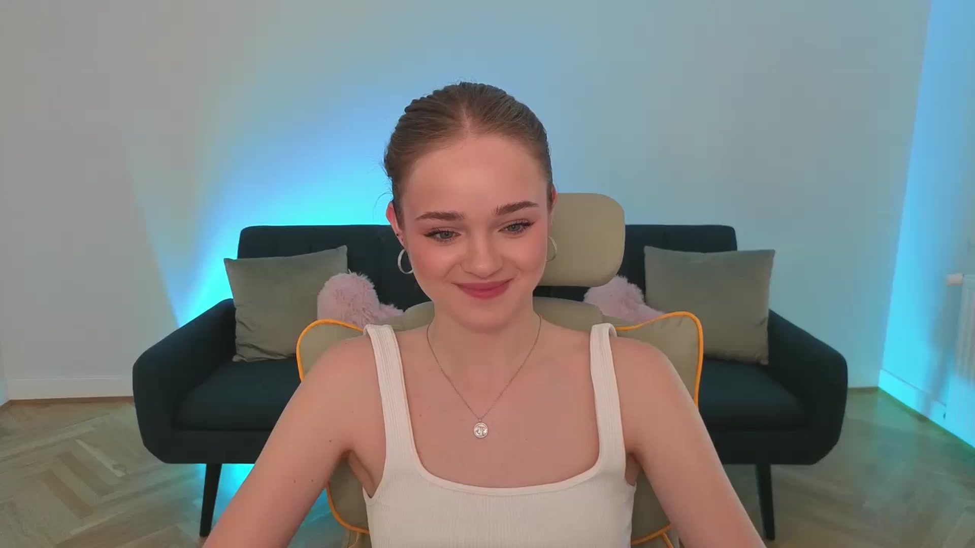 Gallery image thumbnail from KittyPaw's myfreecams stream on, 06/25/2025, 17:20 image 1 of 20