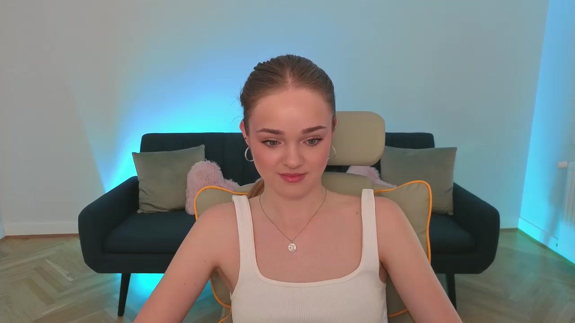 Gallery image thumbnail from KittyPaw's myfreecams stream on, 06/25/2025, 17:20 image 20 of 20