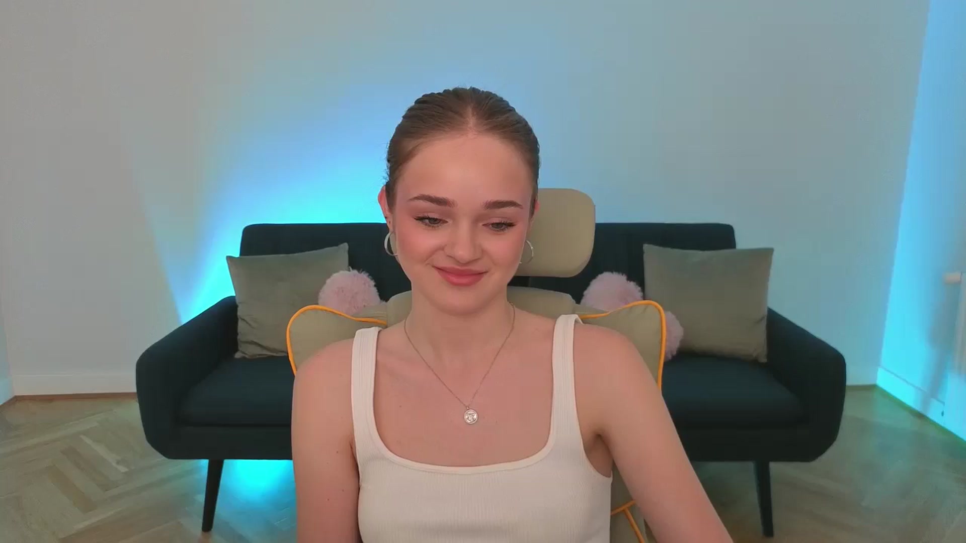 Gallery image thumbnail from KittyPaw's myfreecams stream on, 06/25/2025, 18:50 image 5 of 20