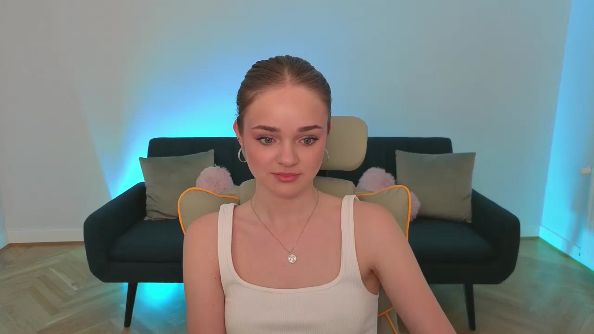 Gallery image thumbnail from KittyPaw's myfreecams stream on, 06/25/2025, 18:50 image 7 of 20