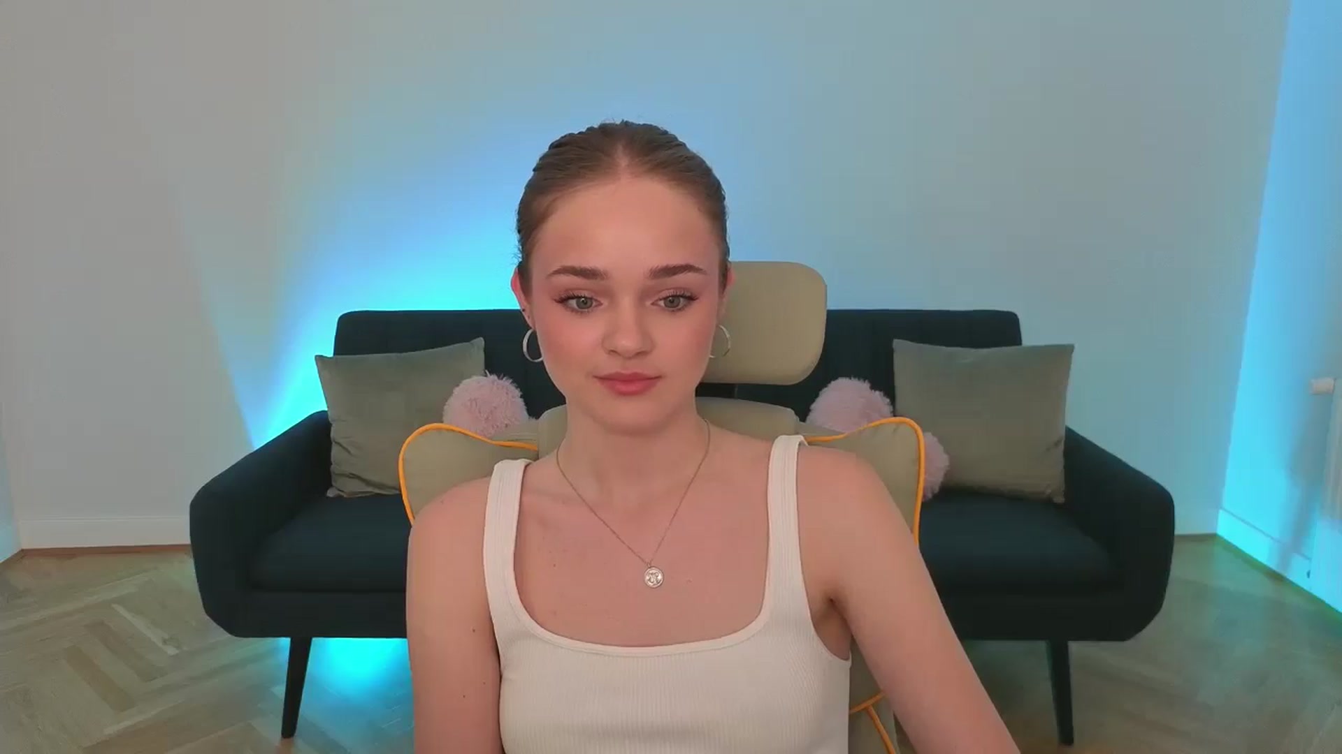 Gallery image thumbnail from KittyPaw's myfreecams stream on, 06/25/2025, 18:50 image 4 of 20