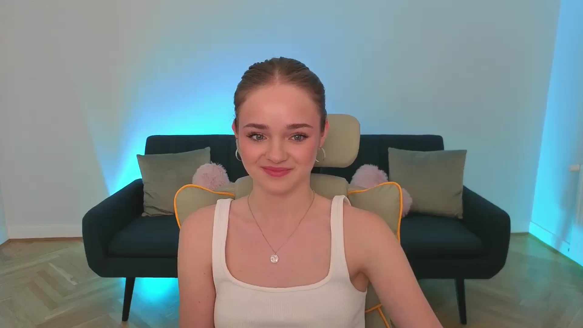 Gallery image thumbnail from KittyPaw's myfreecams stream on, 06/25/2025, 18:50 image 15 of 20