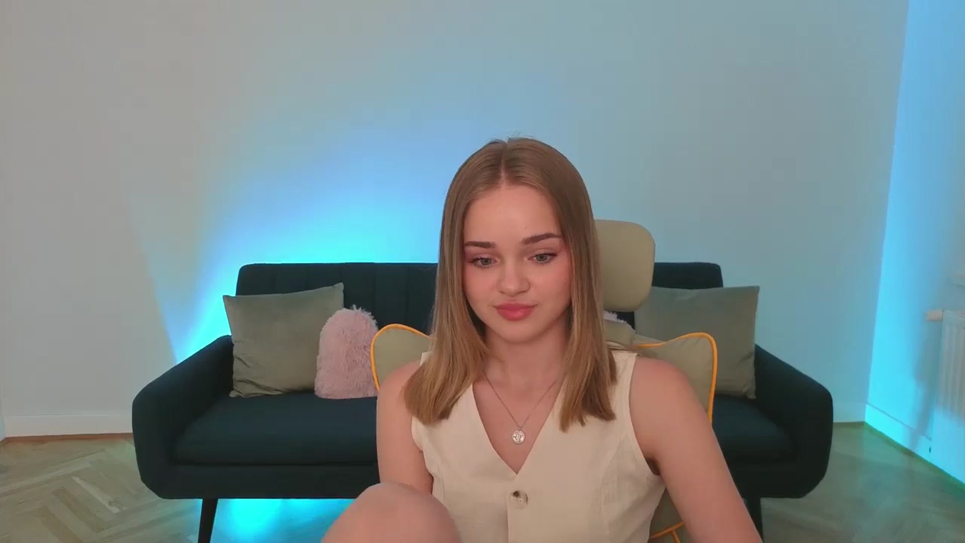 Gallery image thumbnail from KittyPaw's myfreecams stream on, 06/30/2025, 19:11 image 8 of 20