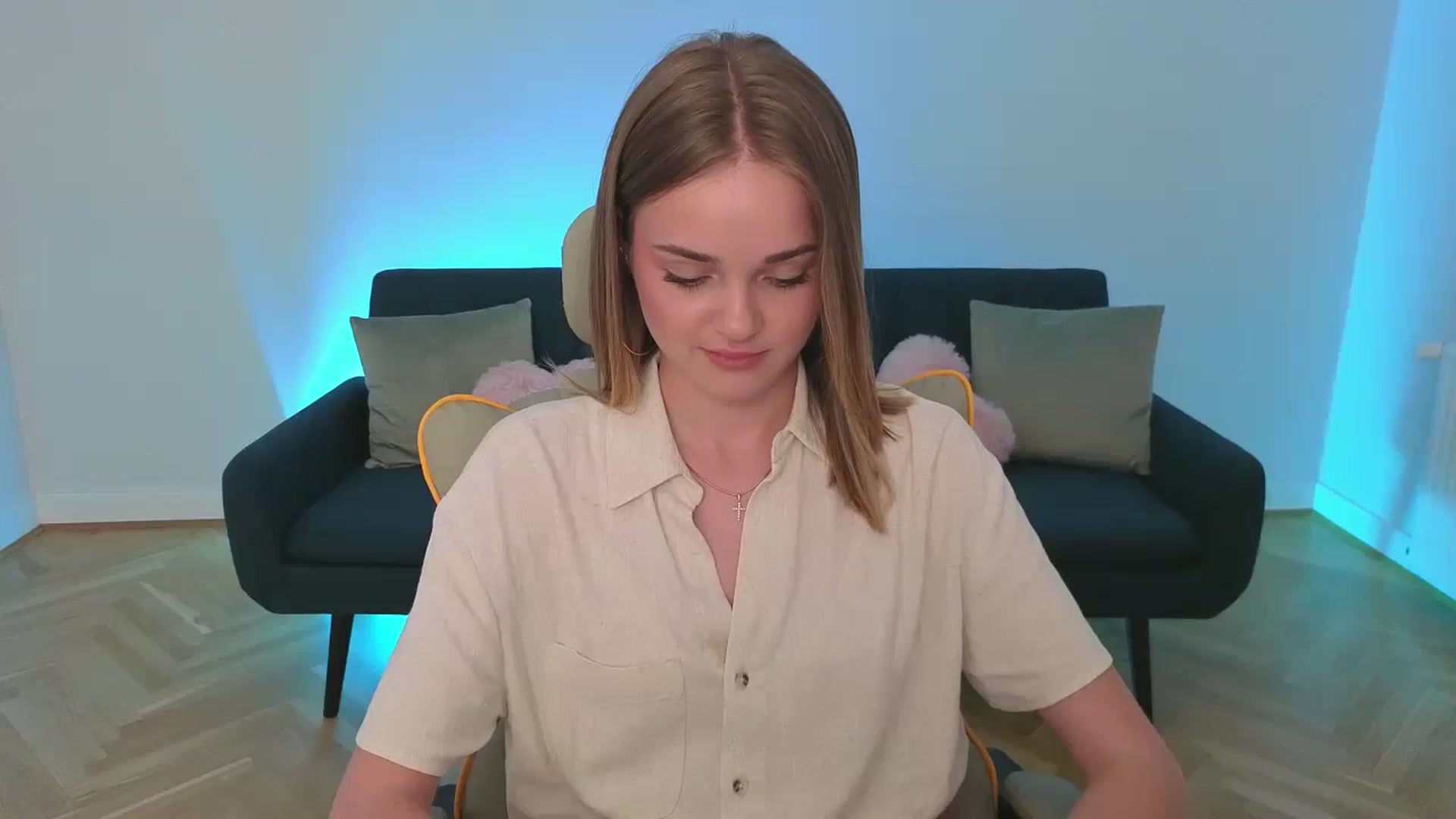 Gallery image thumbnail from KittyPaw's myfreecams stream on, 07/03/2025, 18:26 image 19 of 20