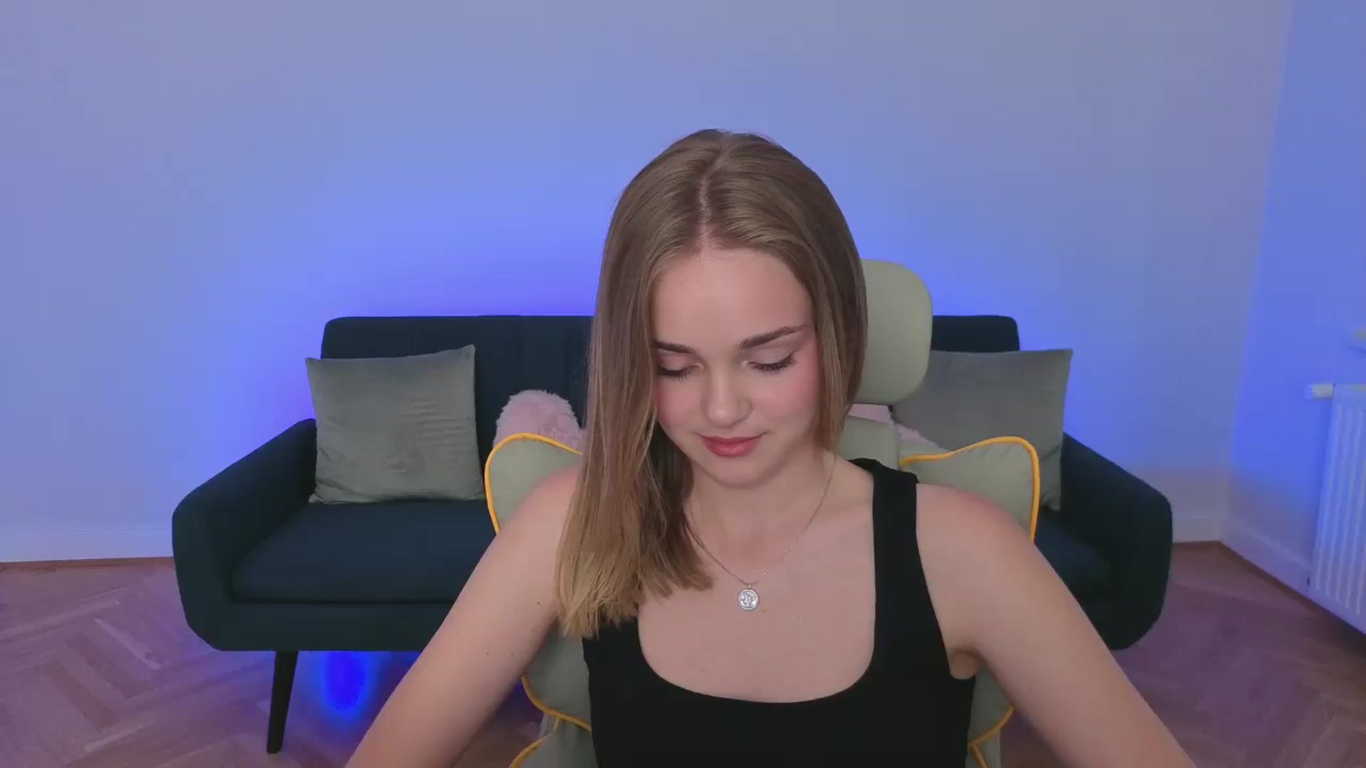 Gallery image thumbnail from KittyPaw's myfreecams stream on, 07/19/2025, 17:12 image 2 of 20