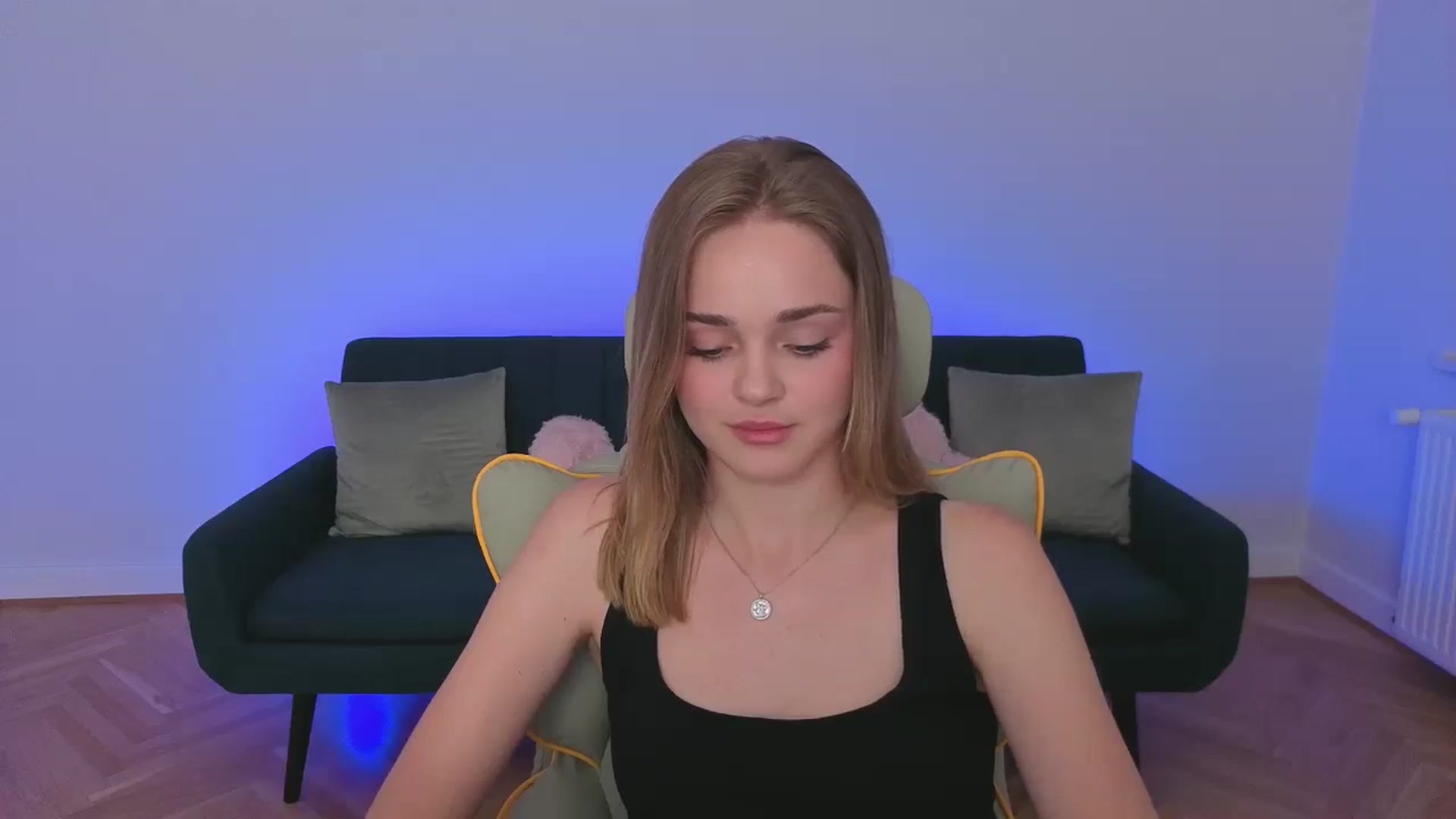 Gallery image thumbnail from KittyPaw's myfreecams stream on, 07/19/2025, 18:00 image 16 of 20