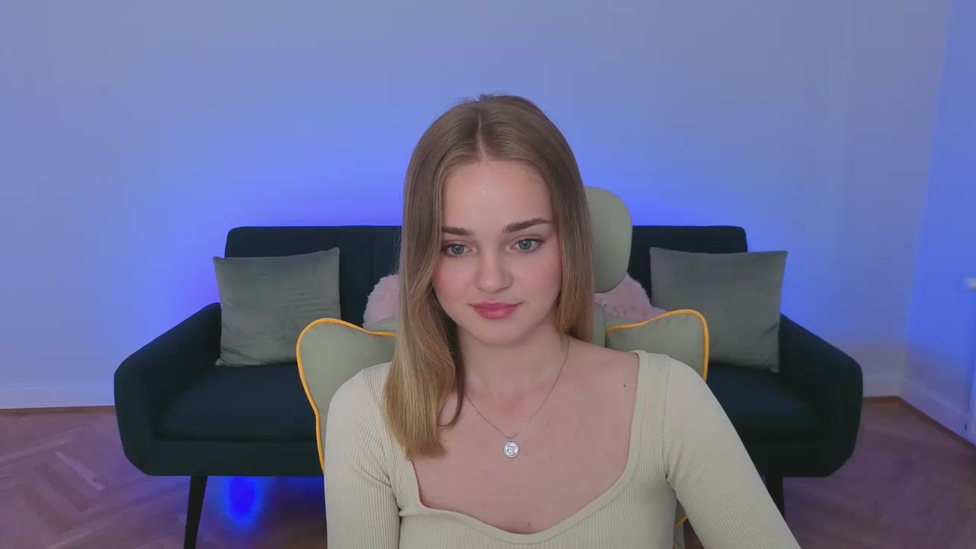 Gallery image thumbnail from KittyPaw's myfreecams stream on, 07/20/2025, 17:31 image 4 of 20