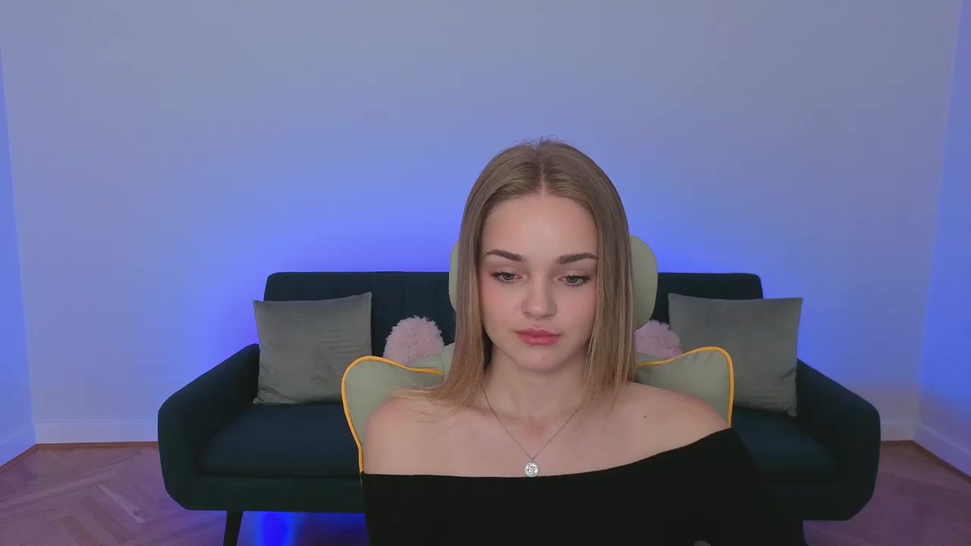 Gallery image thumbnail from KittyPaw's myfreecams stream on, 07/22/2025, 18:36 image 3 of 20
