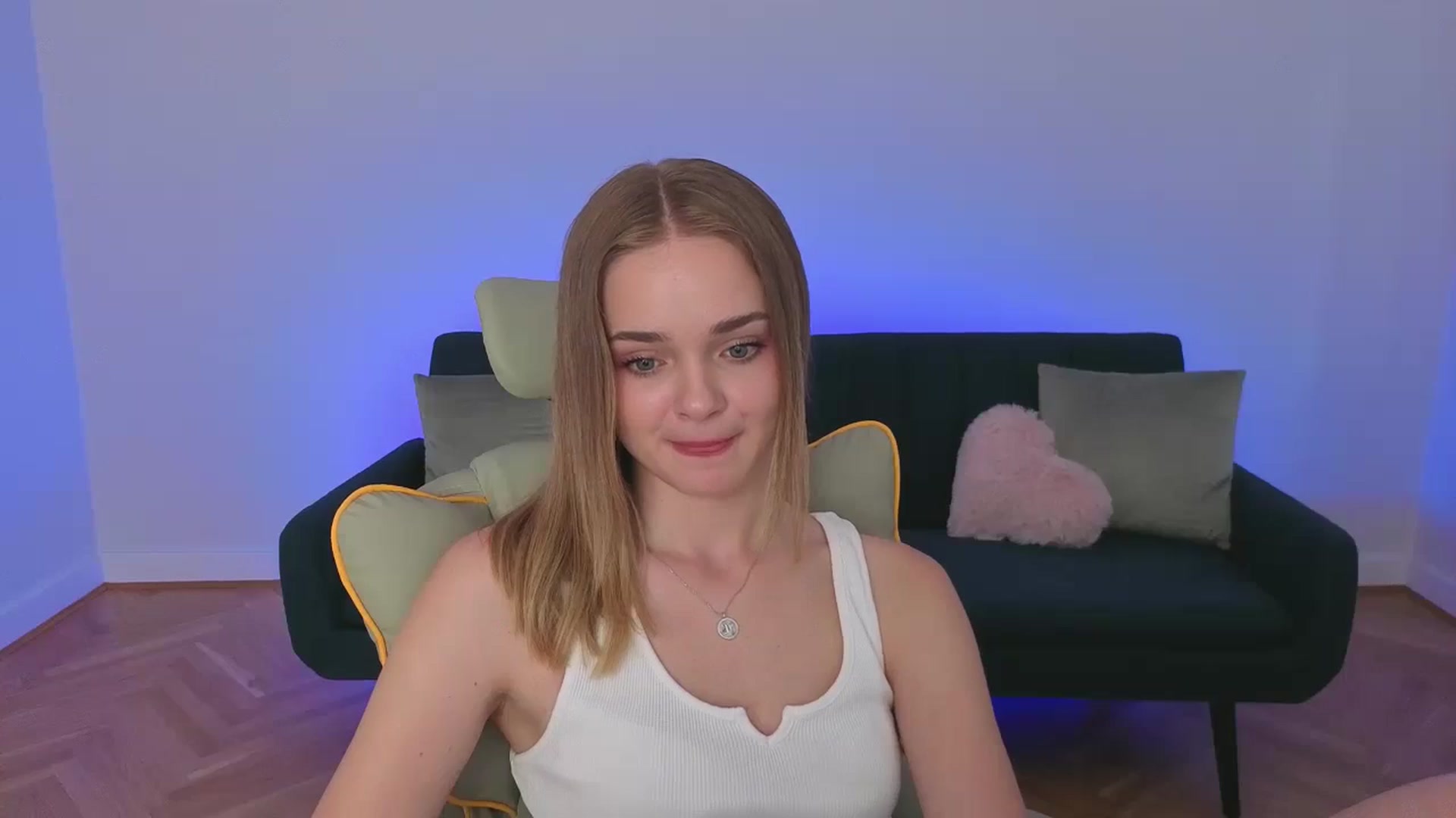Gallery image thumbnail from KittyPaw's myfreecams stream on, 07/23/2025, 16:07 image 16 of 20