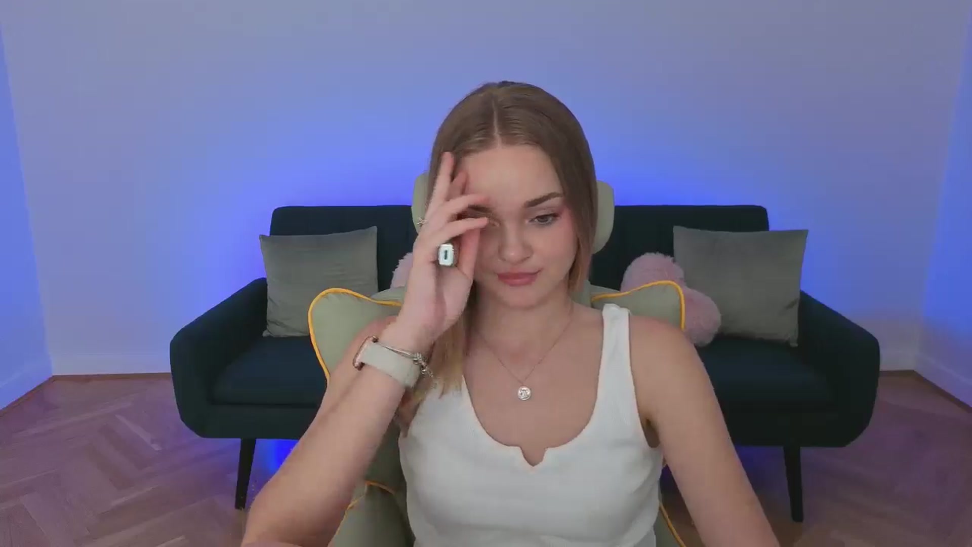 Gallery image thumbnail from KittyPaw's myfreecams stream on, 07/23/2025, 18:37 image 8 of 20