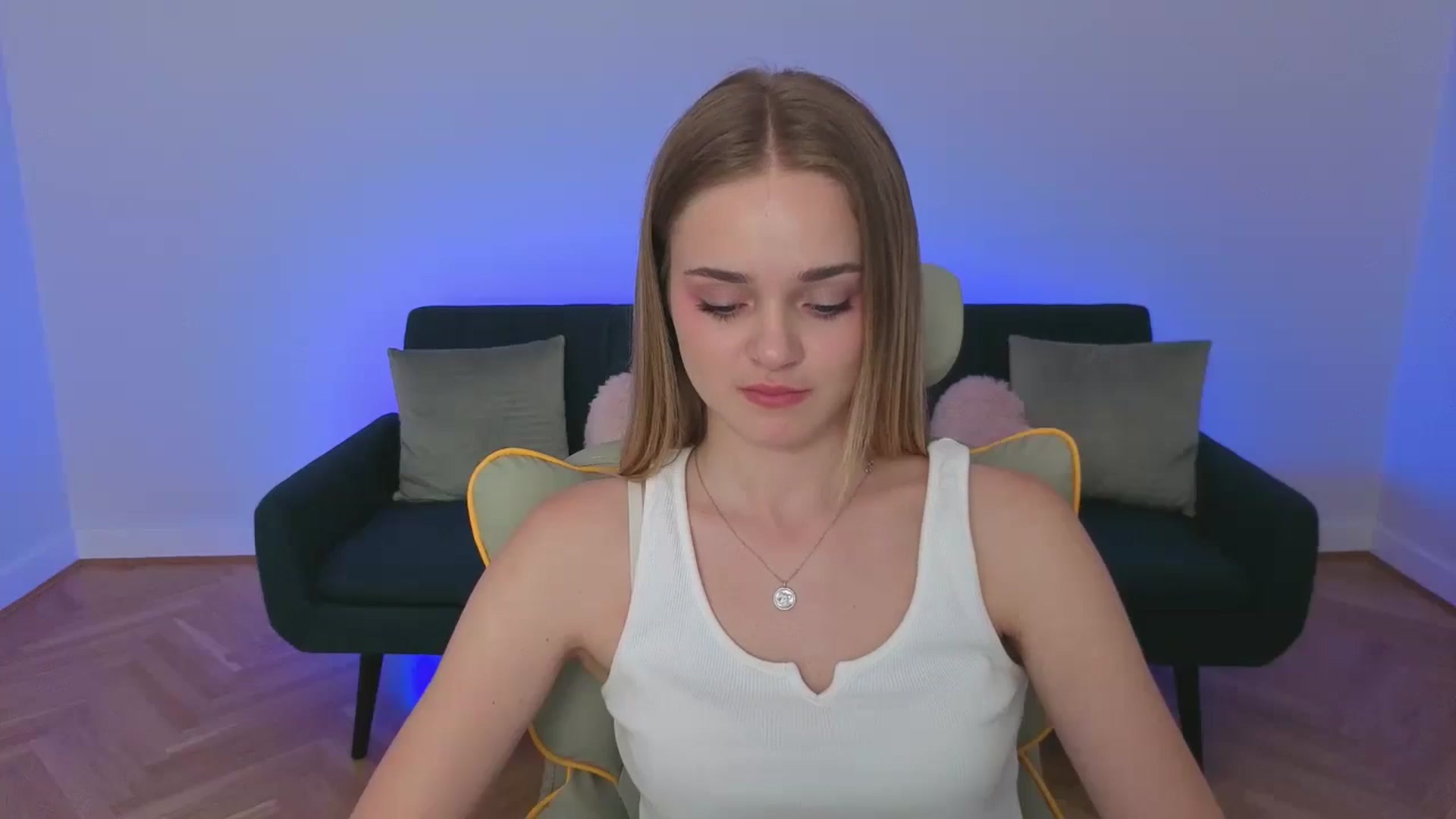 Gallery image thumbnail from KittyPaw's myfreecams stream on, 07/23/2025, 19:51 image 15 of 20