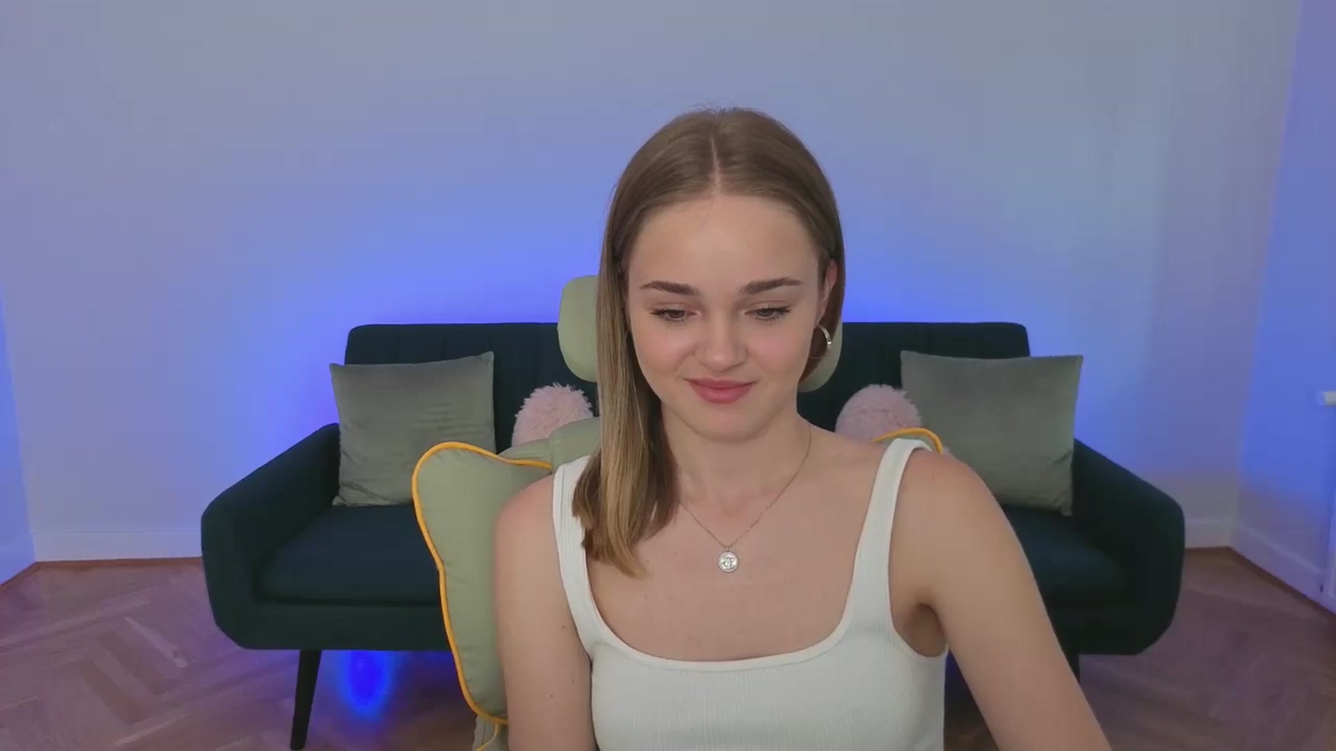 Gallery image thumbnail from KittyPaw's myfreecams stream on, 07/28/2025, 13:28 image 10 of 20