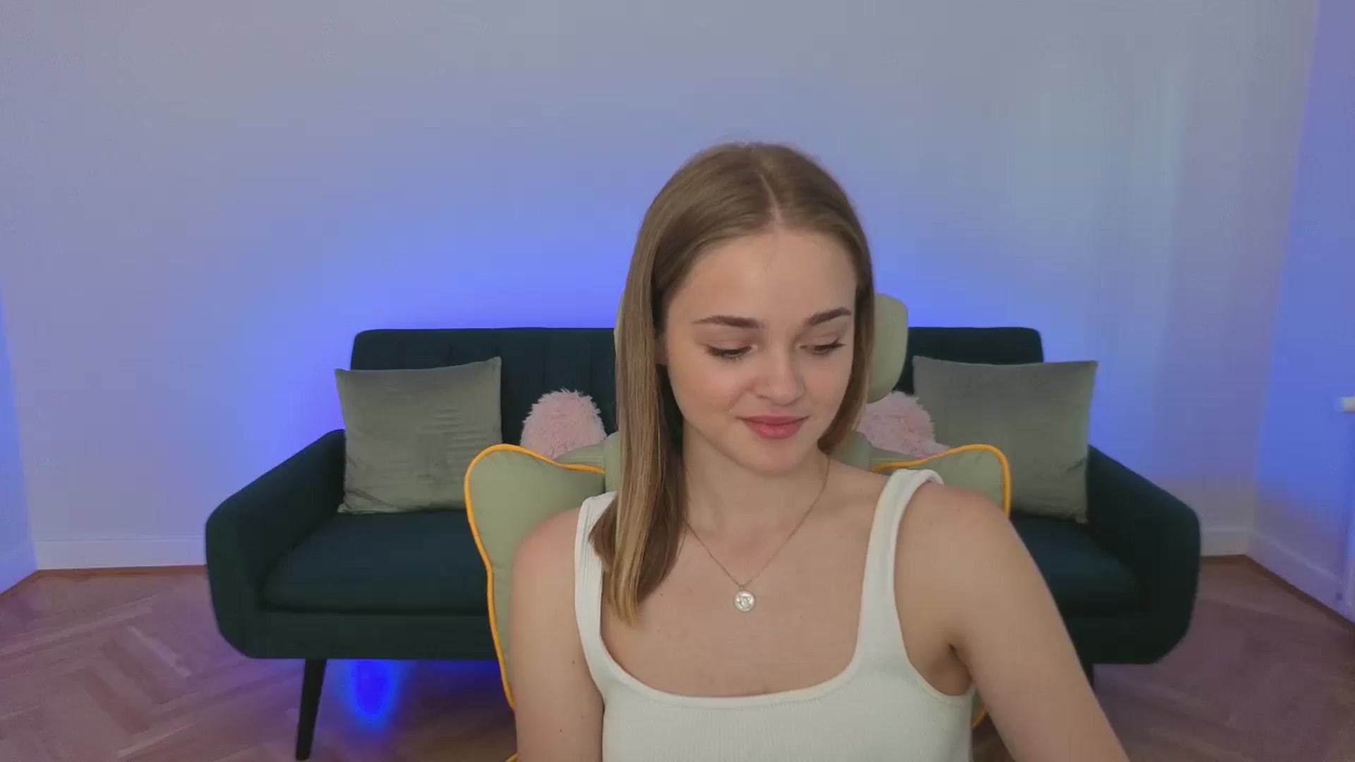 Gallery image thumbnail from KittyPaw's myfreecams stream on, 07/28/2025, 13:28 image 3 of 20