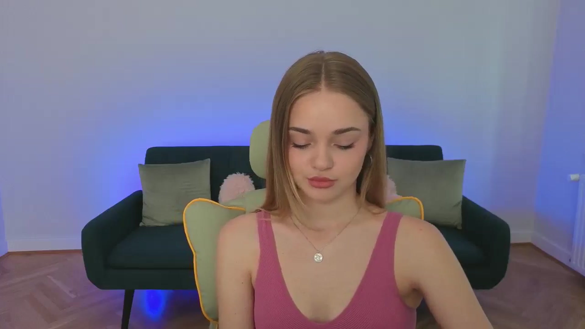 Gallery image thumbnail from KittyPaw's myfreecams stream on, 07/31/2025, 12:37 image 3 of 20