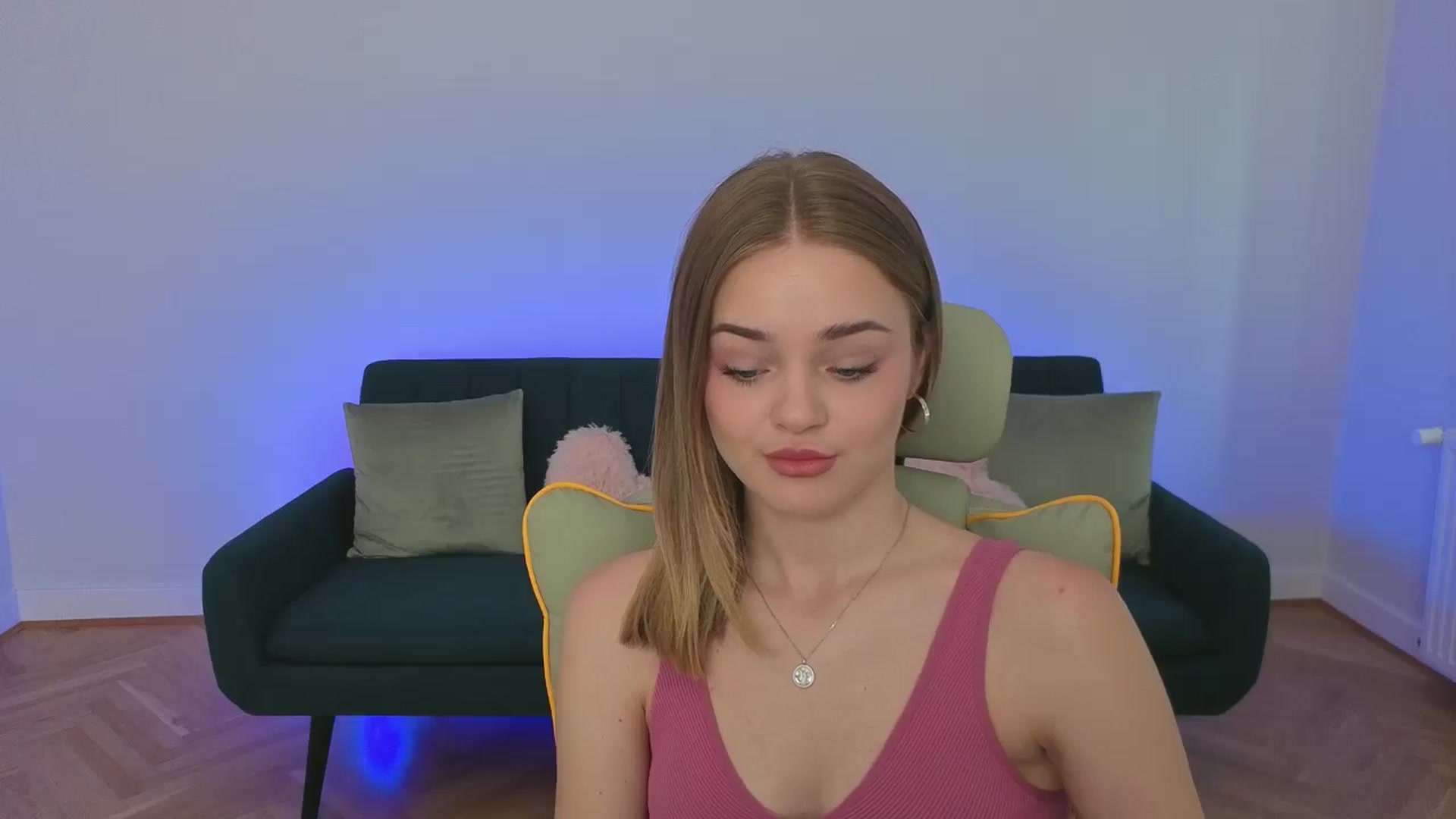 Gallery image thumbnail from KittyPaw's myfreecams stream on, 07/31/2025, 12:37 image 12 of 20