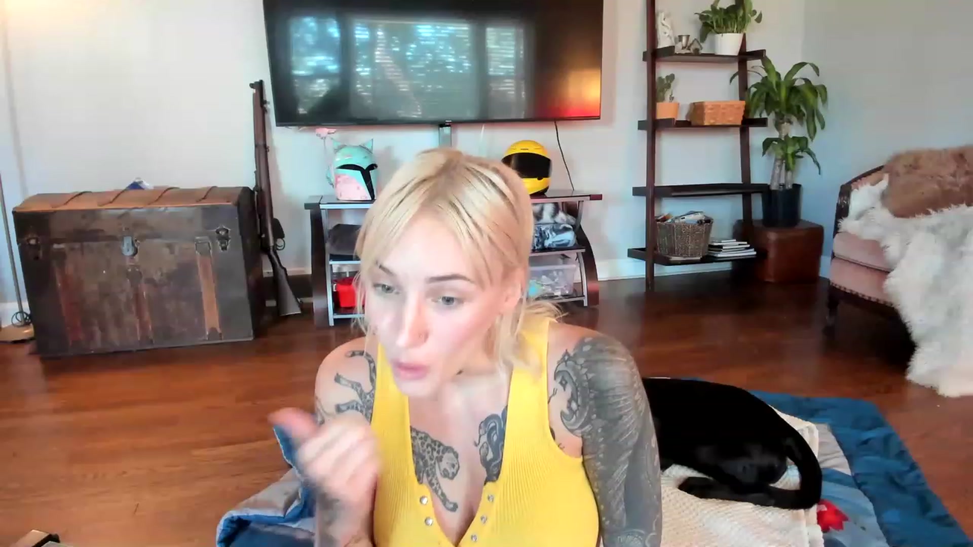 Gallery image thumbnail from KittyQuinn's myfreecams stream on, 03/15/2023, 15:25 image 20 of 20