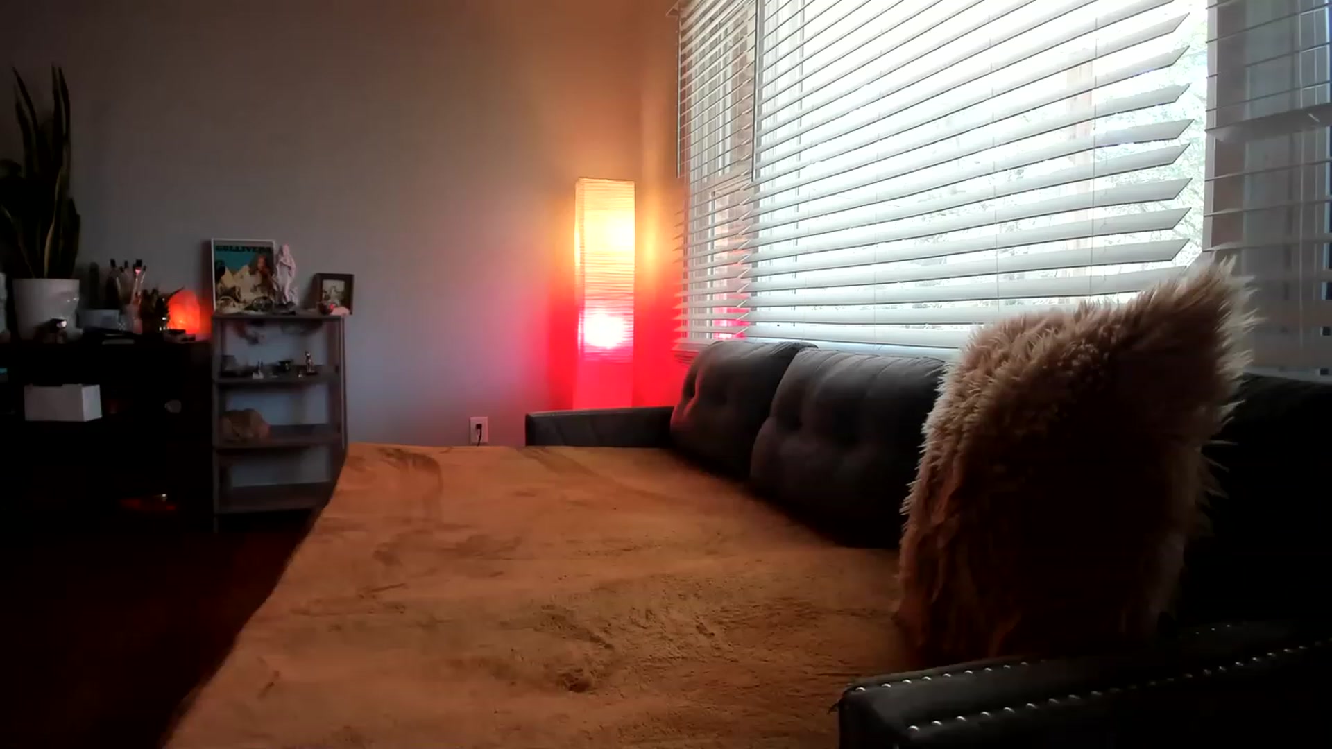Gallery image thumbnail from KittyQuinn's myfreecams stream on, 03/15/2023, 15:25 image 2 of 20
