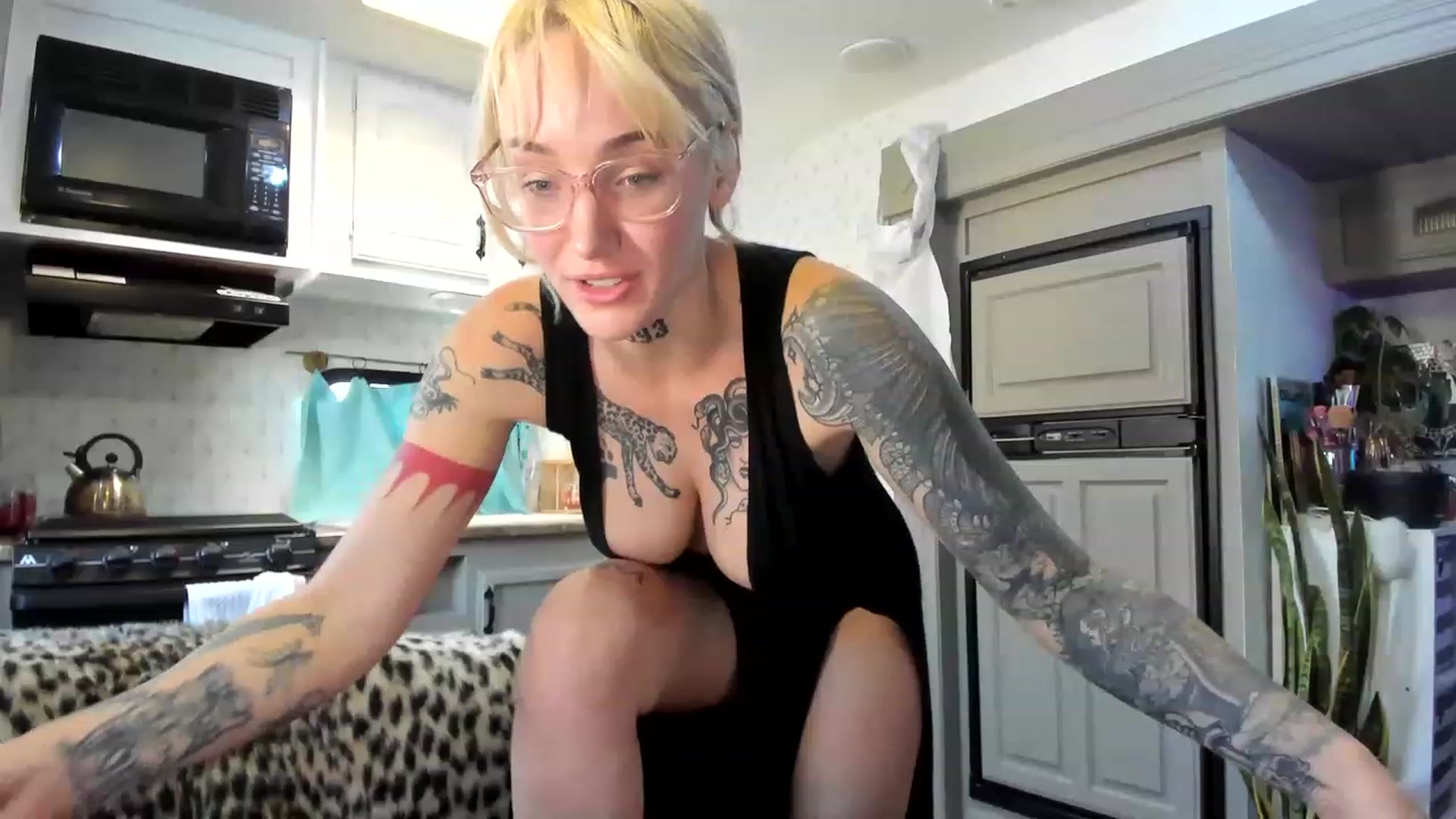 Gallery image thumbnail from KittyQuinn's myfreecams stream on, 03/30/2023, 14:02 image 20 of 20