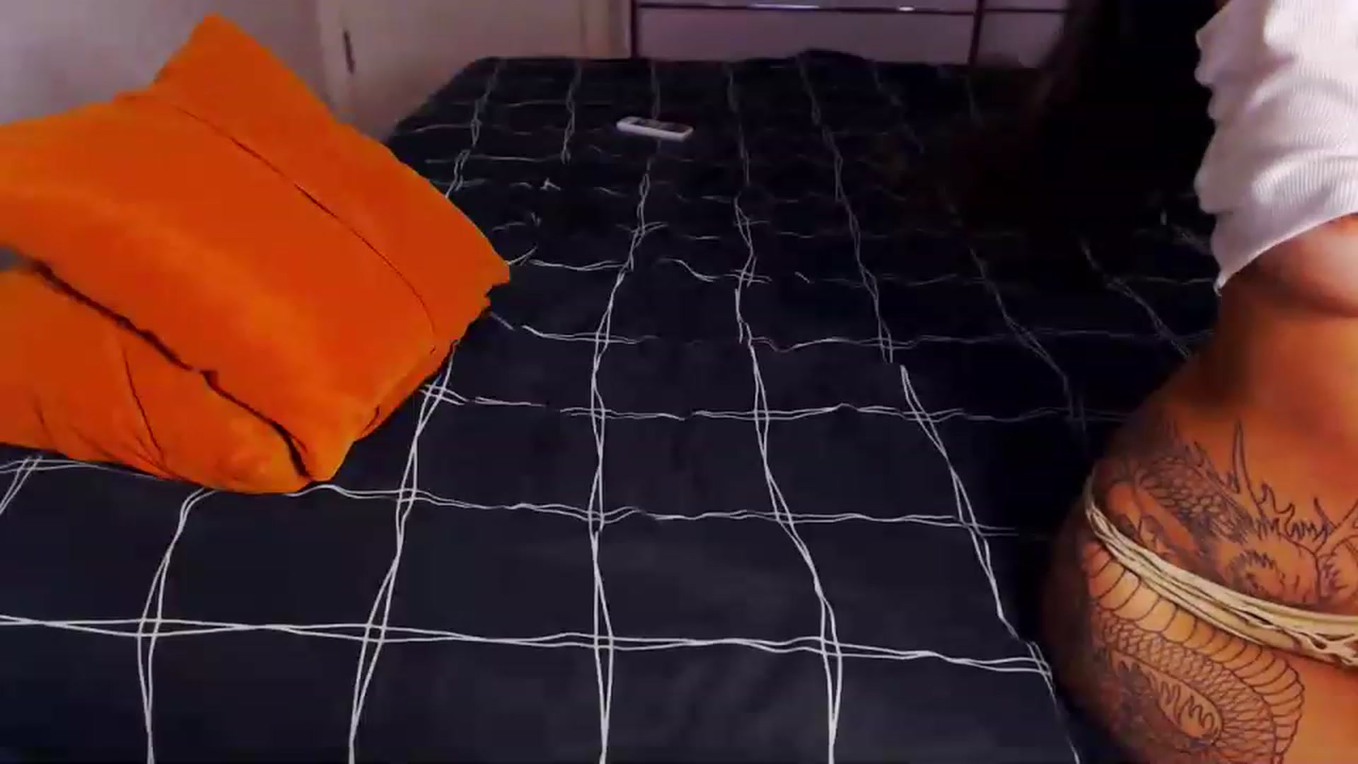 Gallery image thumbnail from KittySasha's myfreecams stream on, 01/28/2023, 18:04 image 18 of 20