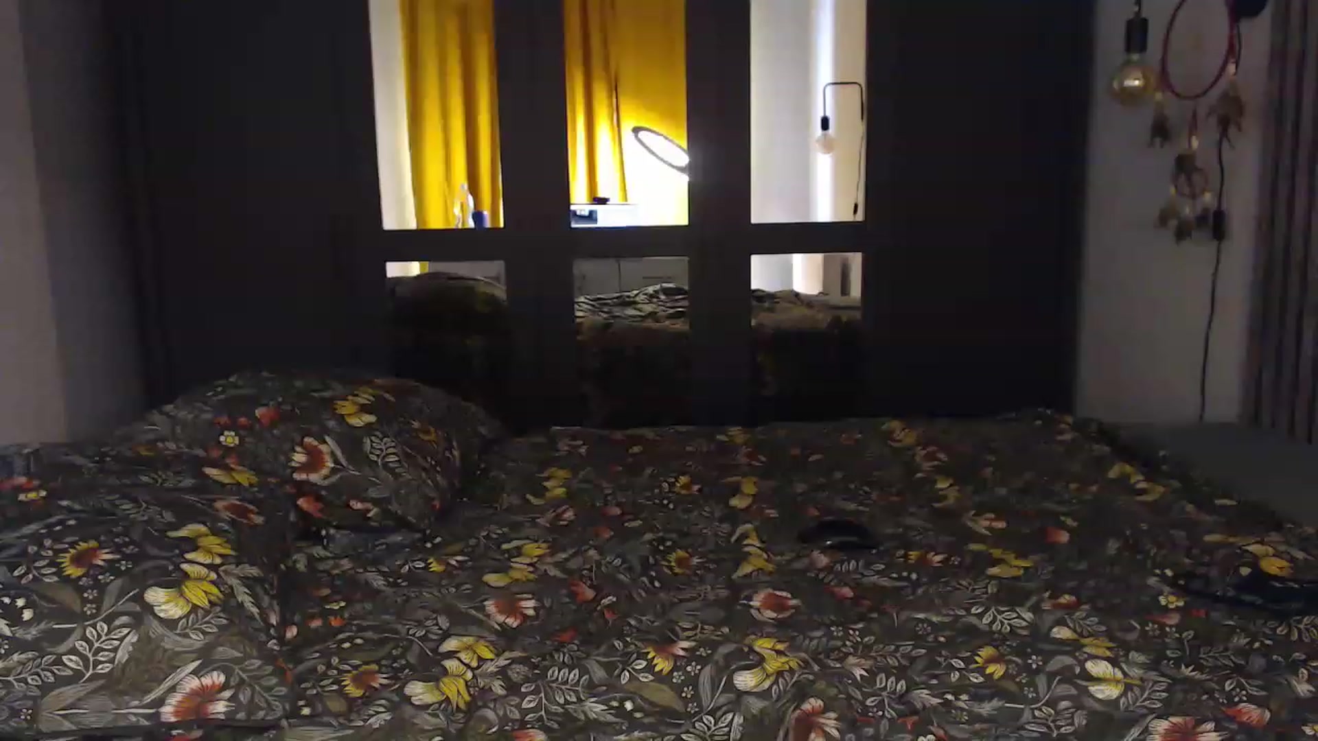 Gallery image thumbnail from KittySasha's myfreecams stream on, 03/30/2023, 09:35 image 1 of 20